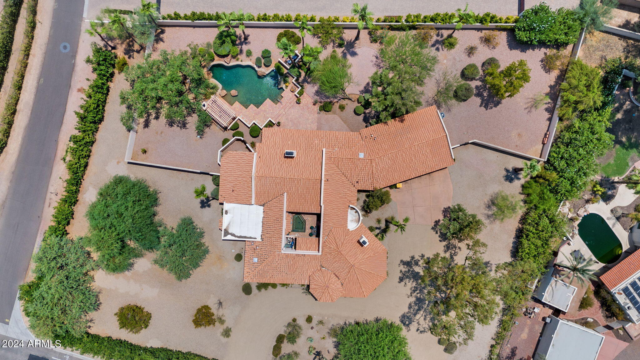 MOCKINGBIRD SQUARE - Residential
