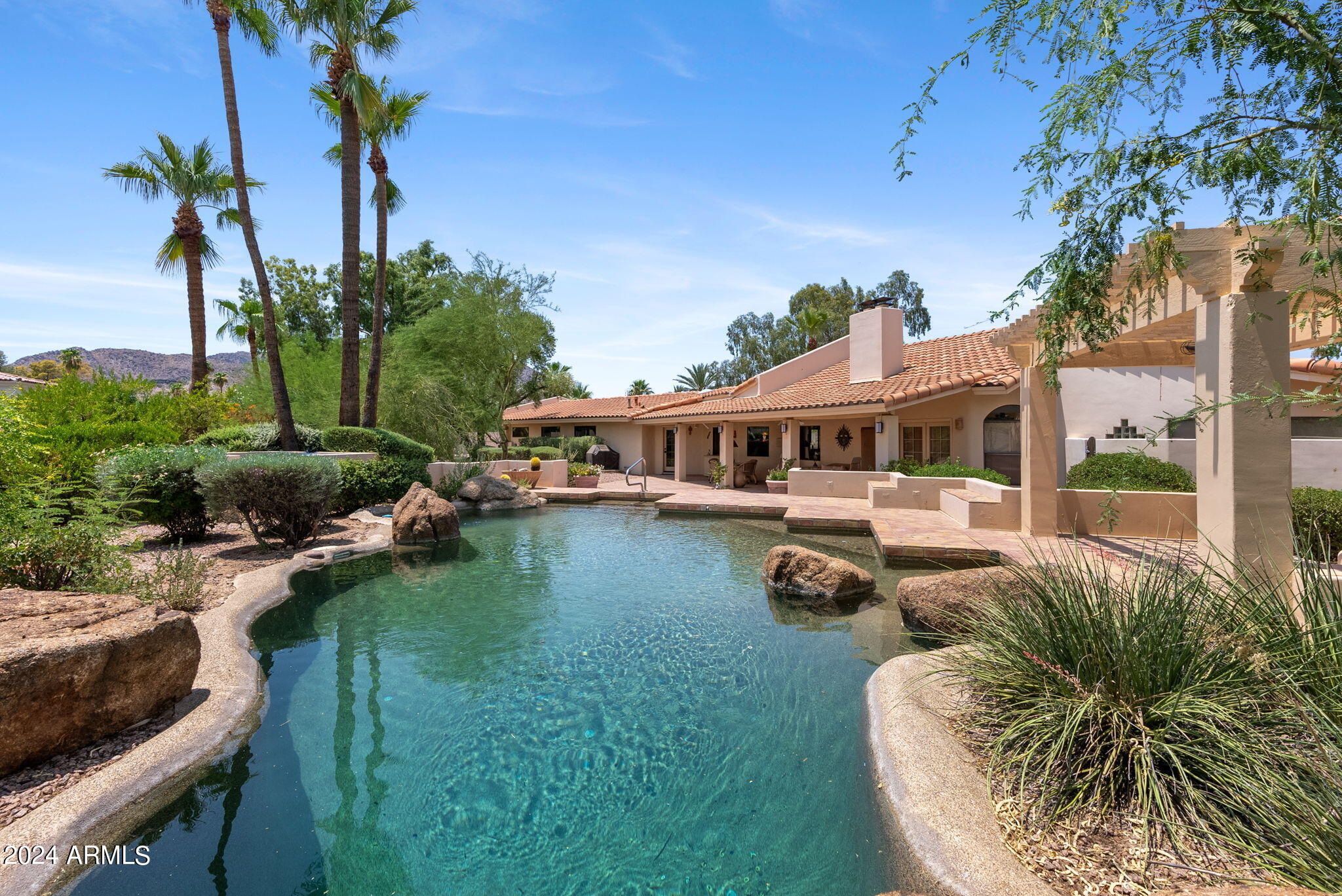 MOCKINGBIRD SQUARE - Residential
