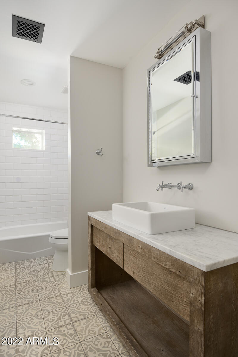 WHITWOOD 2 - Residential