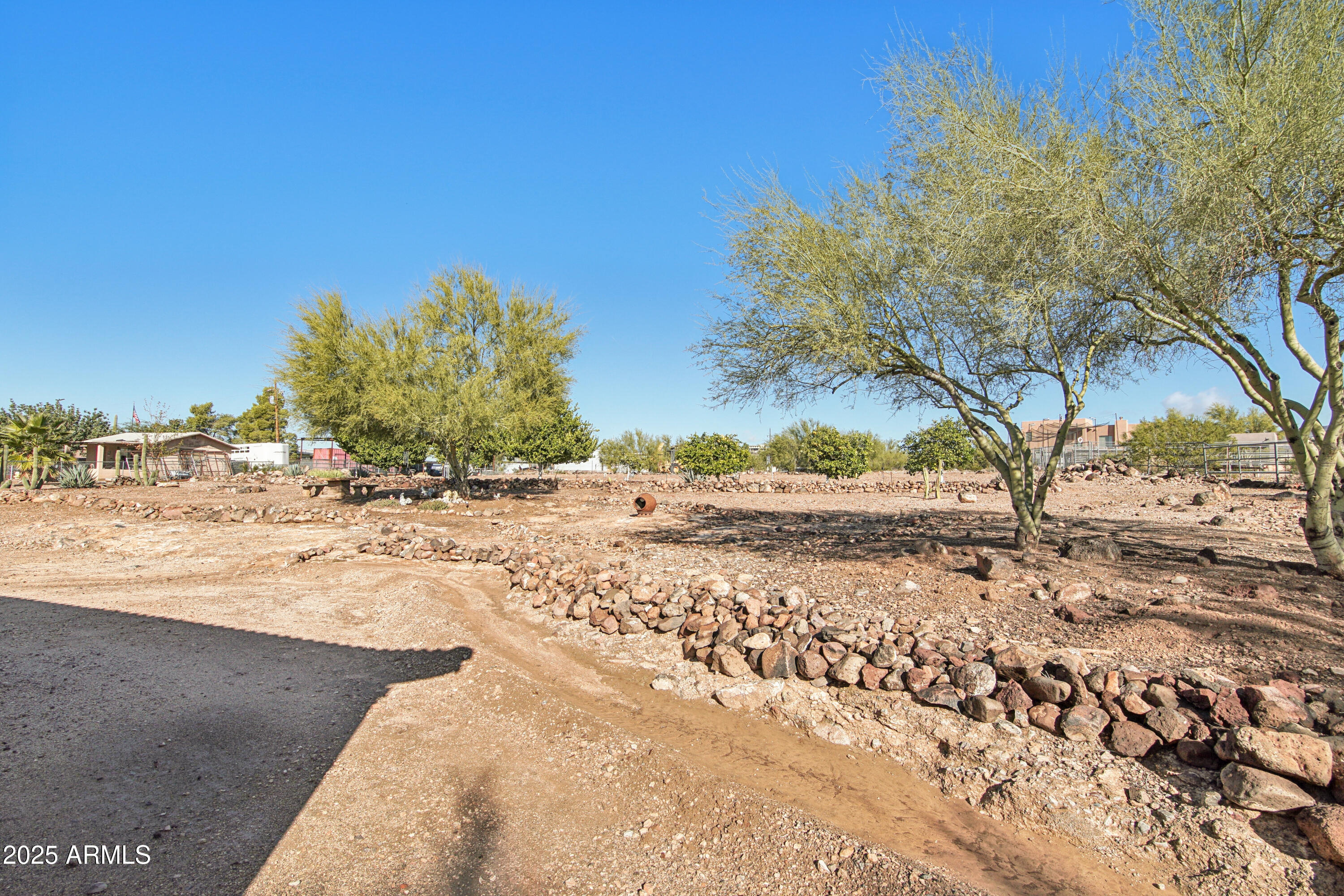 CIRCLE MOUNTAIN AREA OF NEW RIVER - Residential