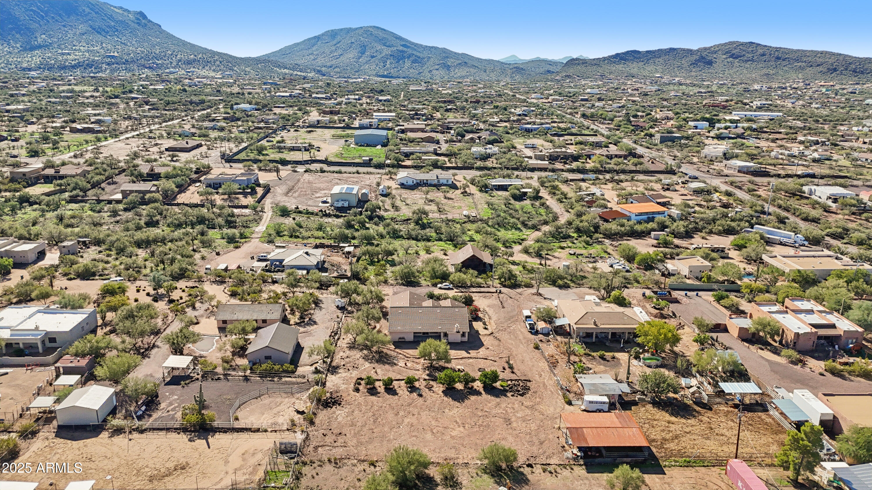 CIRCLE MOUNTAIN AREA OF NEW RIVER - Residential