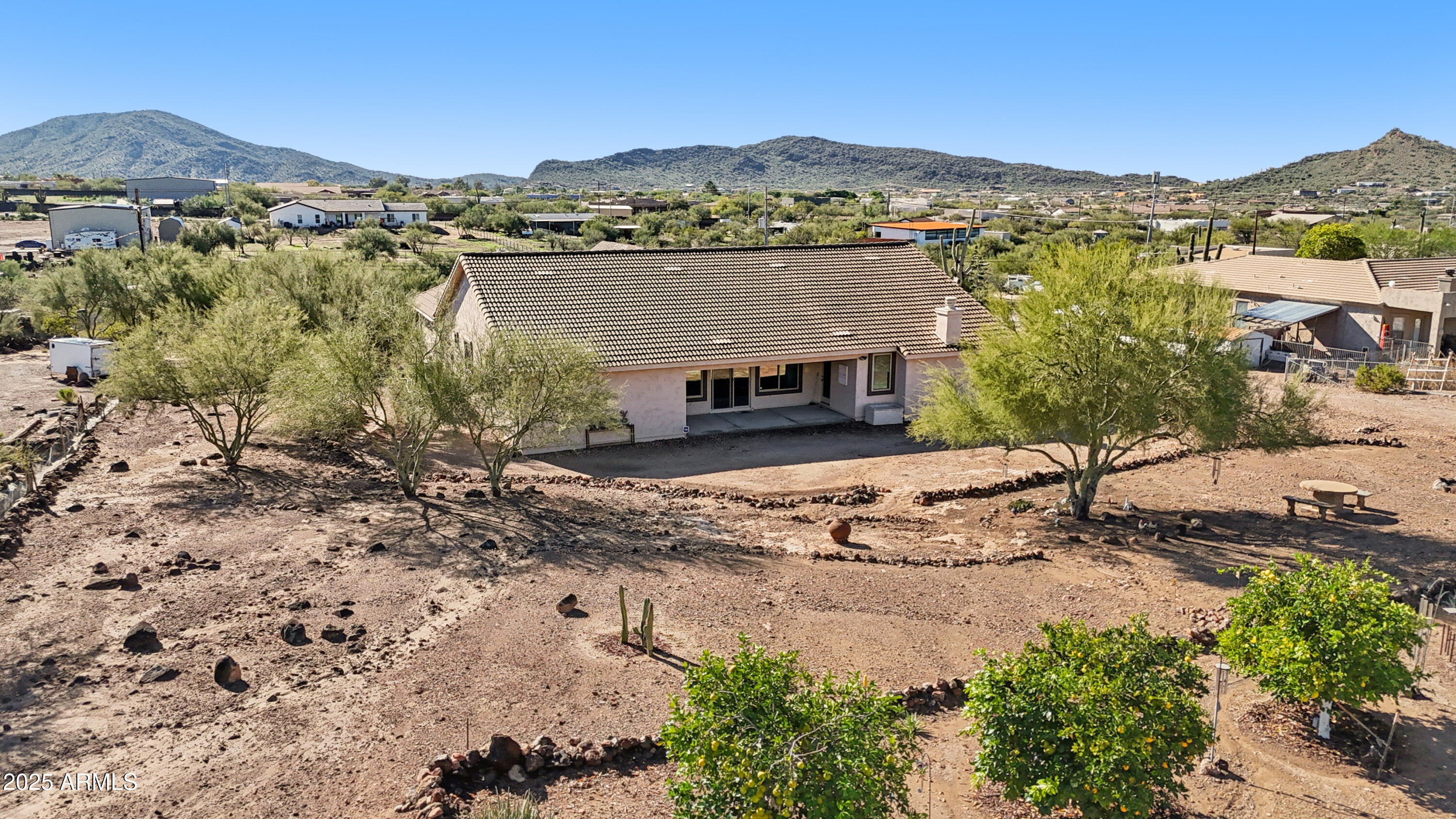 CIRCLE MOUNTAIN AREA OF NEW RIVER - Residential