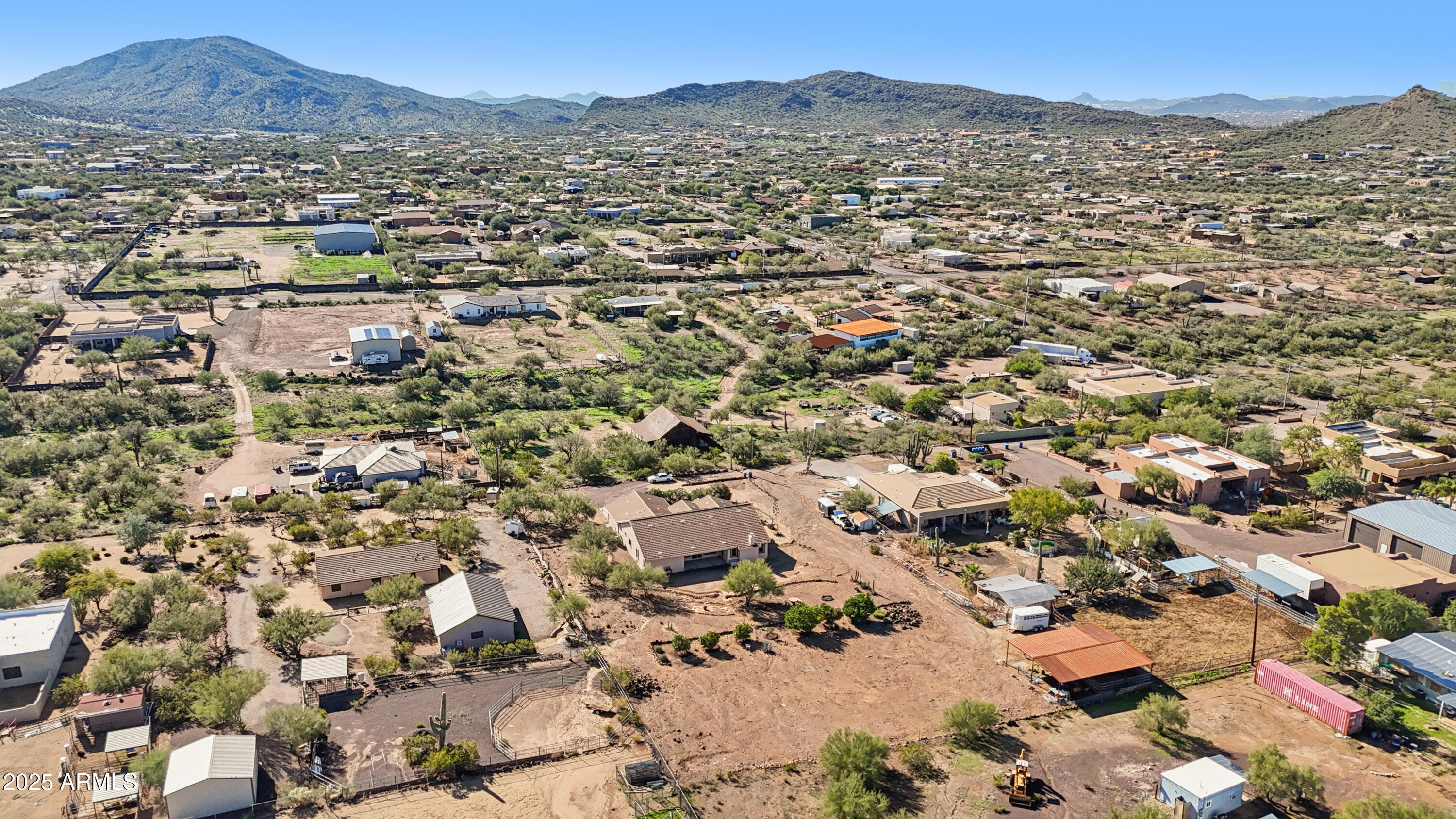 CIRCLE MOUNTAIN AREA OF NEW RIVER - Residential