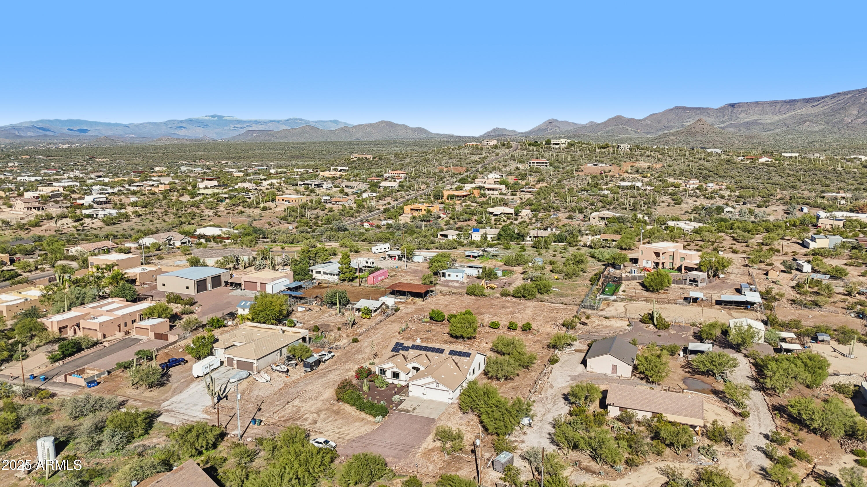CIRCLE MOUNTAIN AREA OF NEW RIVER - Residential