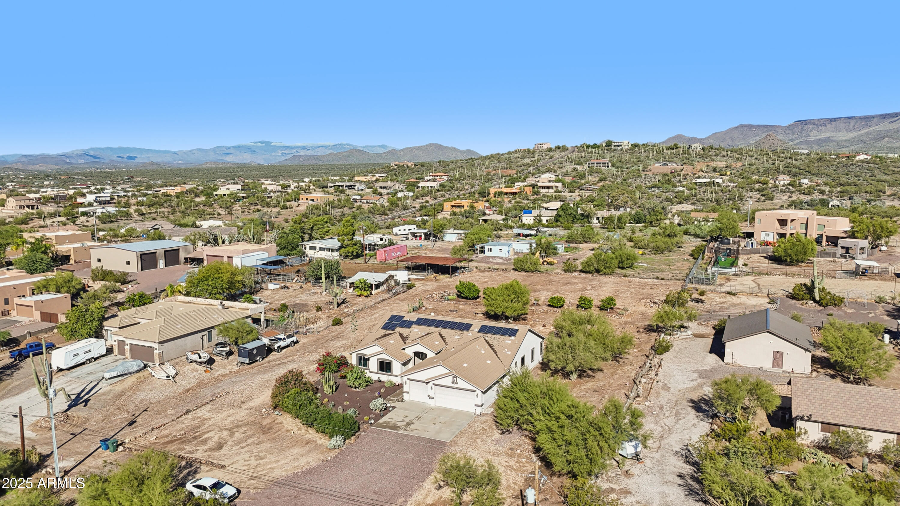 CIRCLE MOUNTAIN AREA OF NEW RIVER - Residential