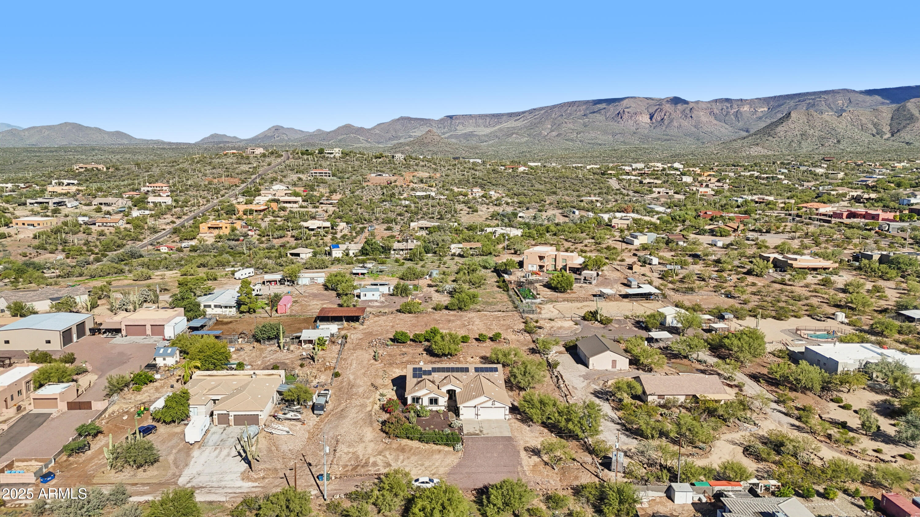 CIRCLE MOUNTAIN AREA OF NEW RIVER - Residential