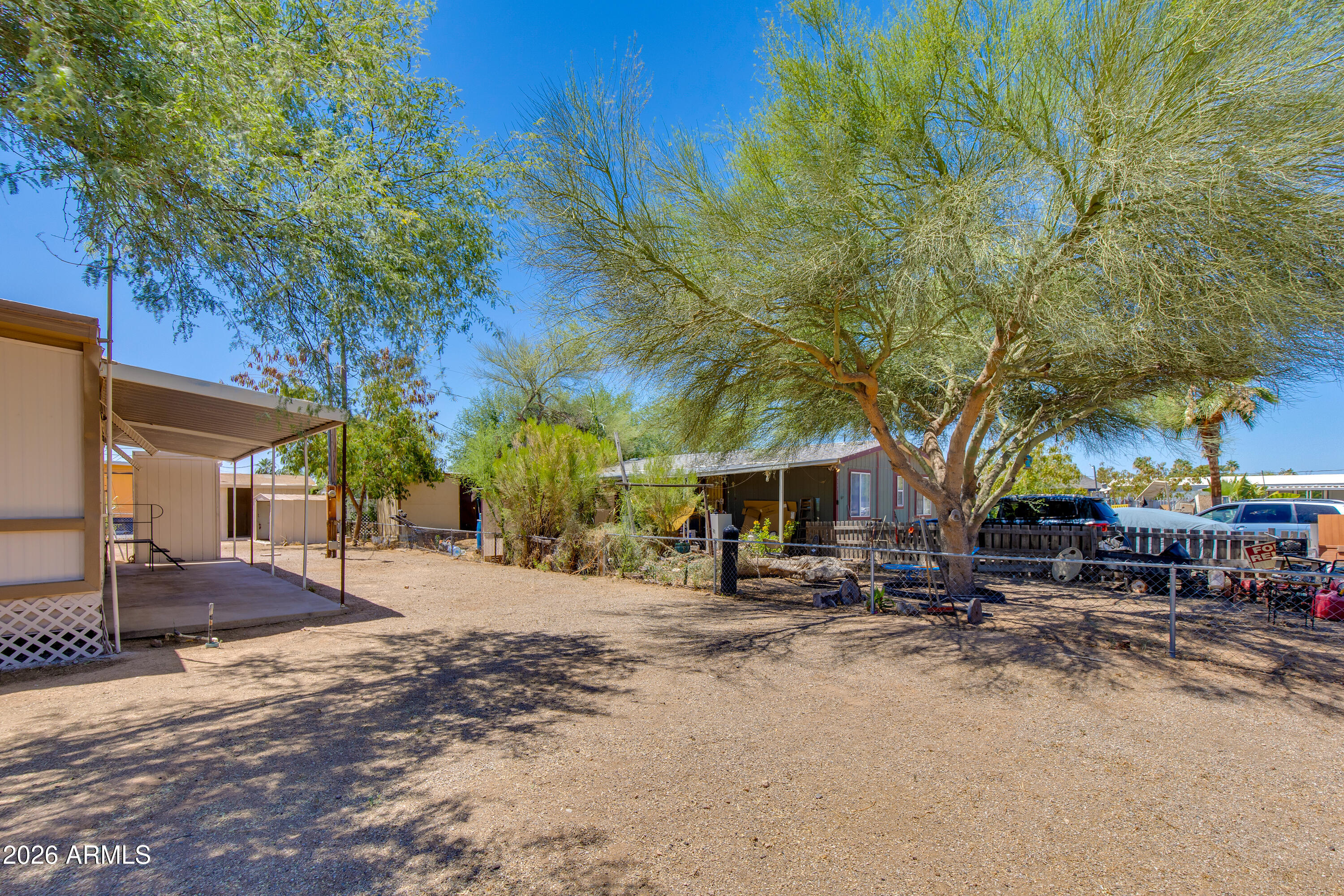 HAPPY TRAILS - Residential
