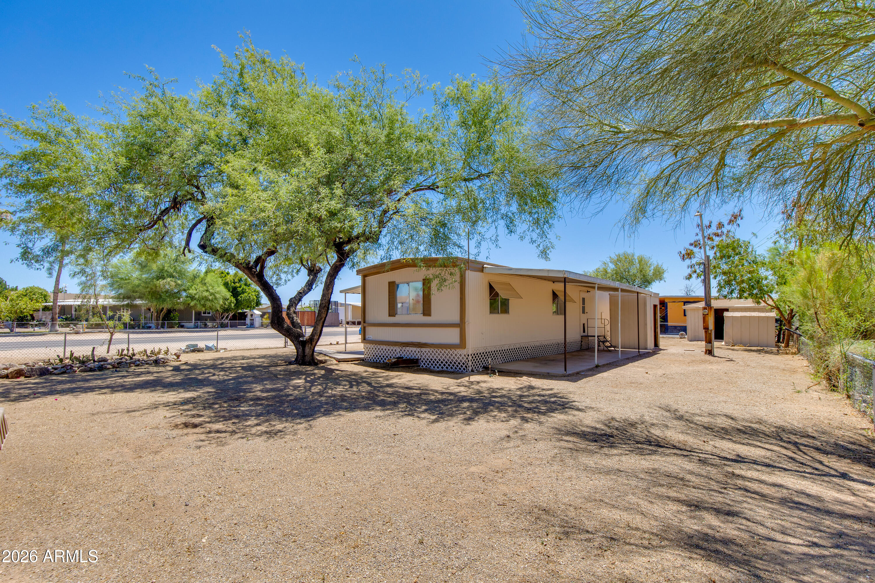 HAPPY TRAILS - Residential