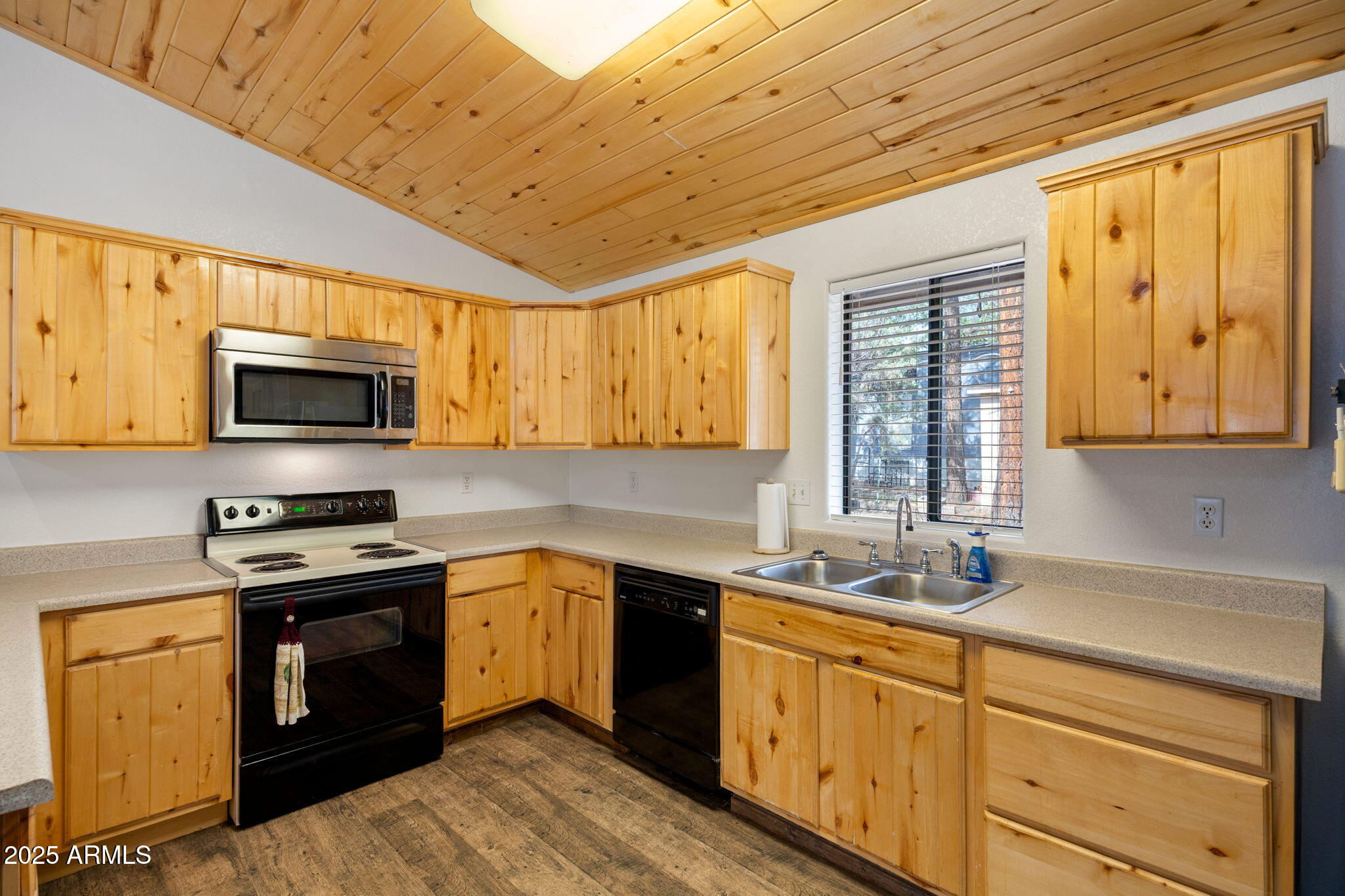 BUCKSKIN MOBILE HOMESITES - Residential