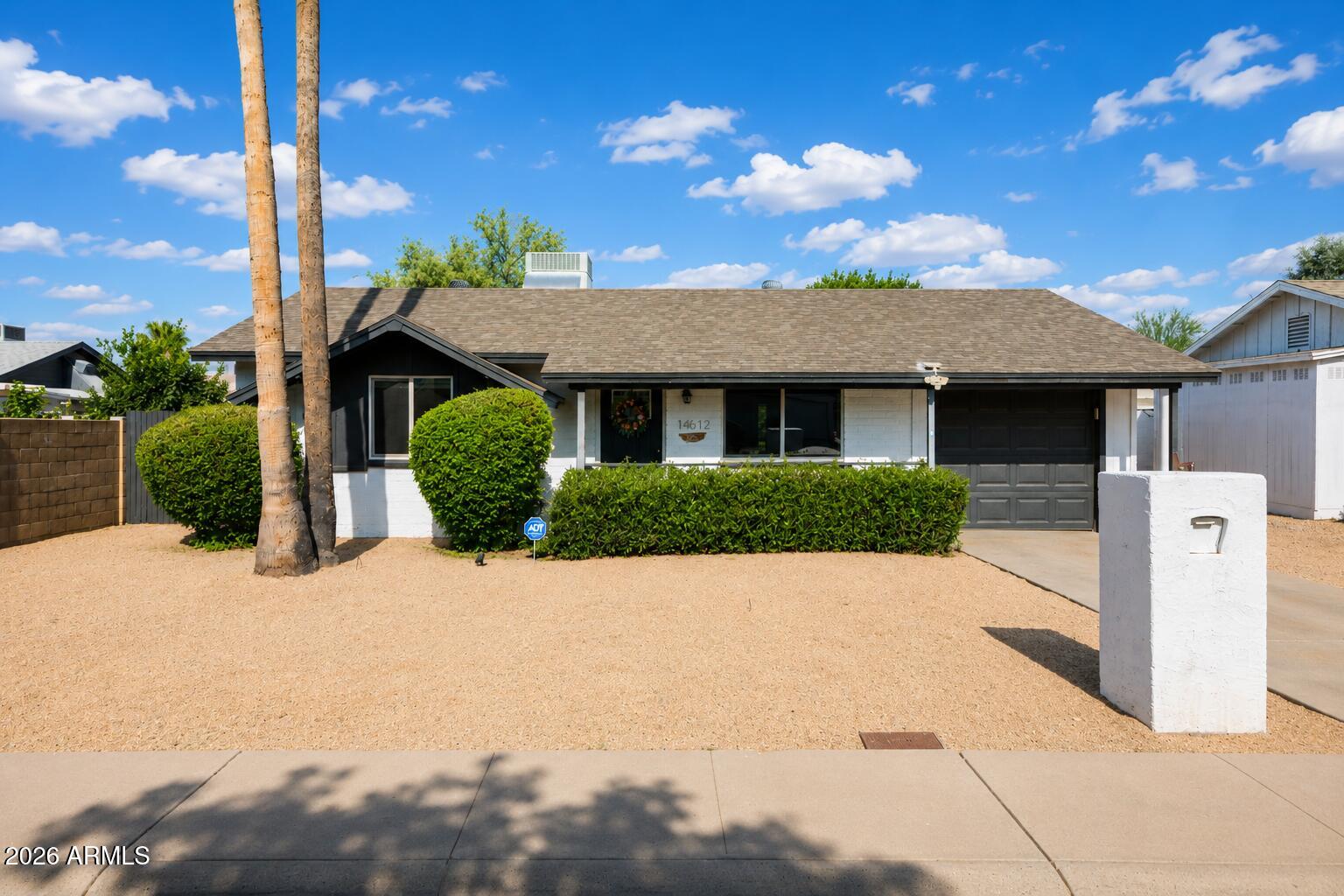 PARADISE VALLEY MANOR 3-B - Residential