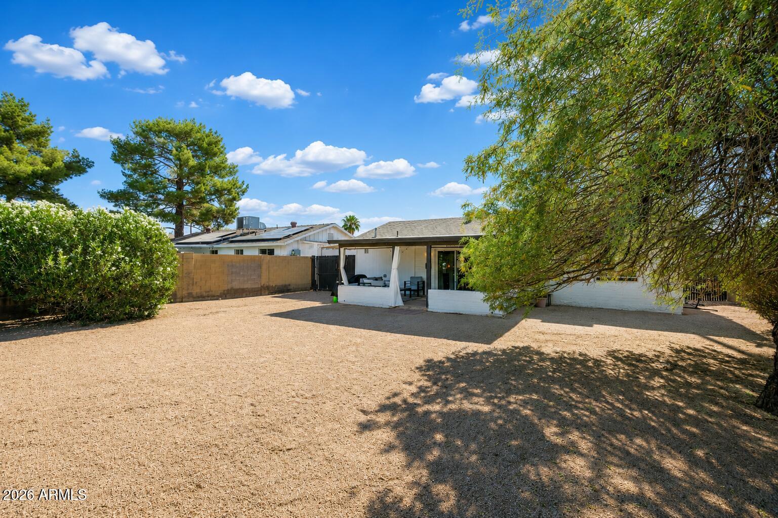 PARADISE VALLEY MANOR 3-B - Residential