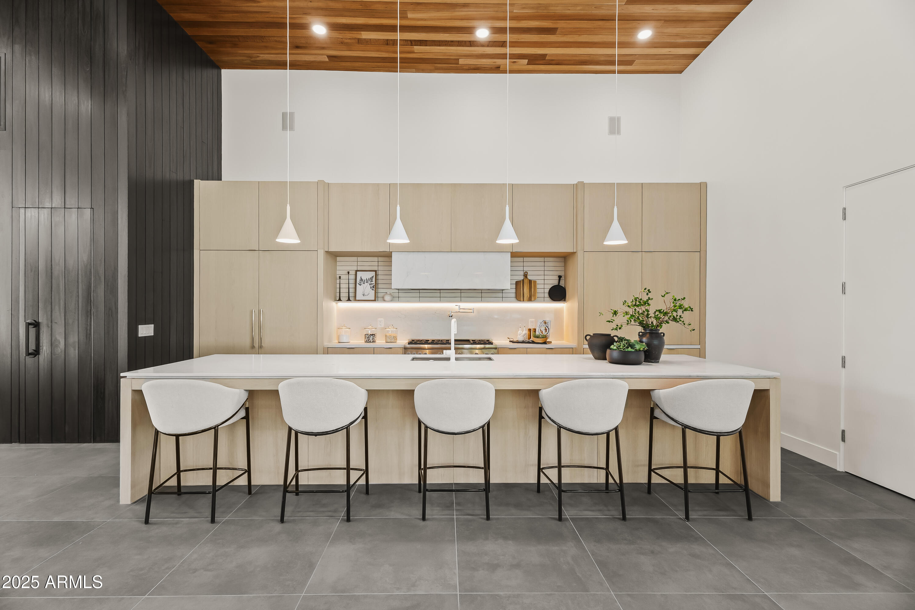 CAMELBACK SIERRA - Residential
