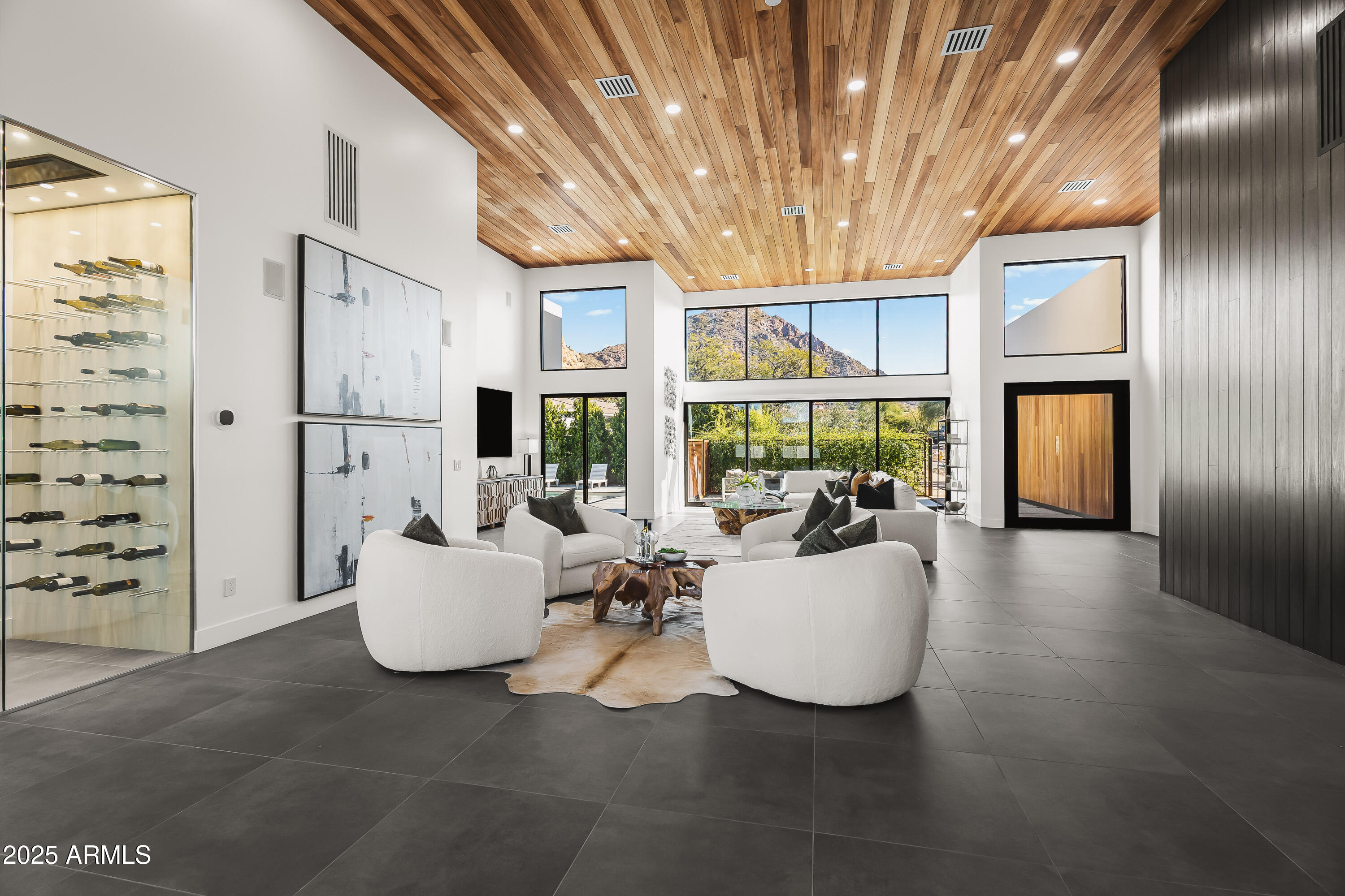 CAMELBACK SIERRA - Residential