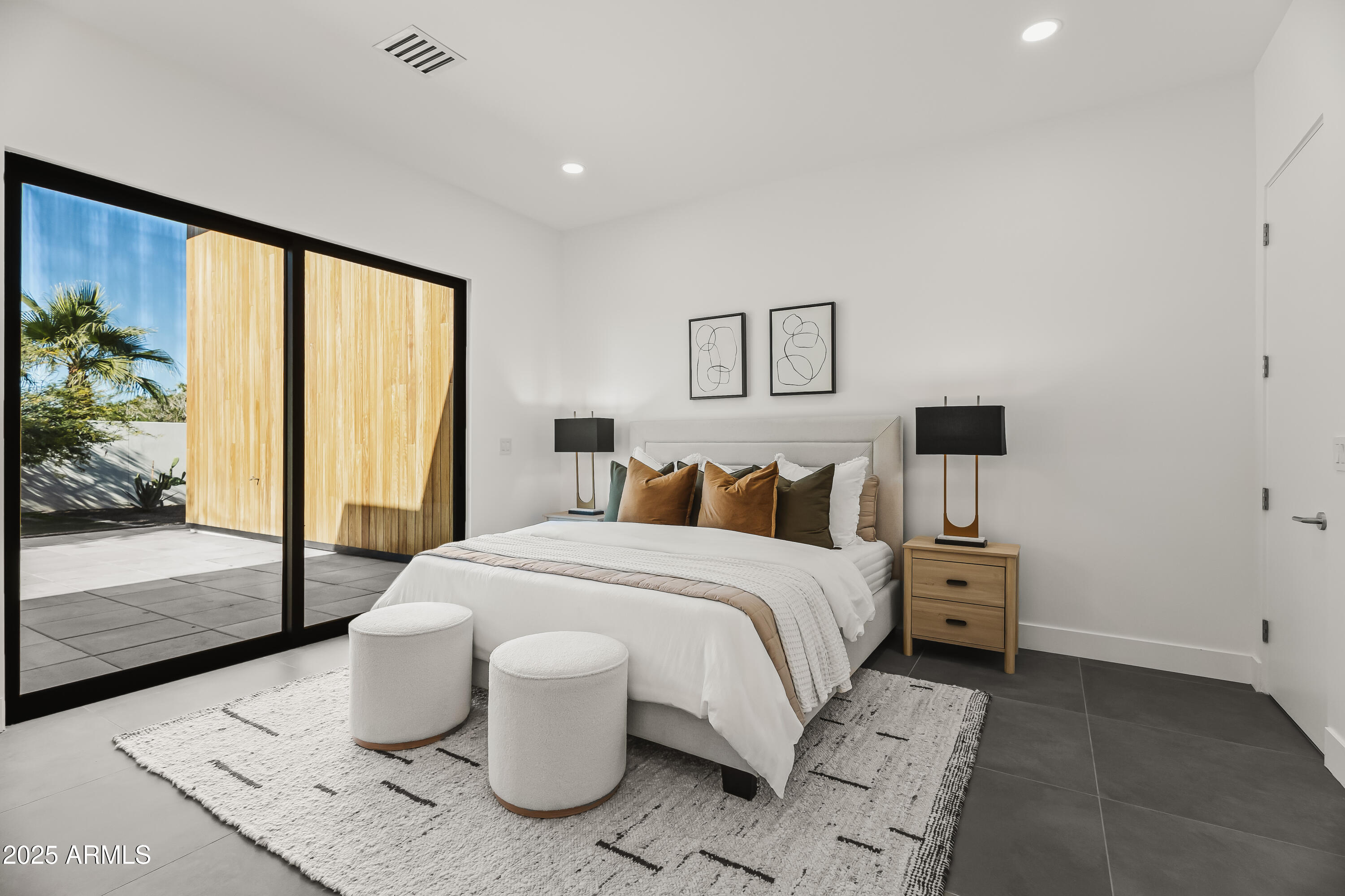 CAMELBACK SIERRA - Residential