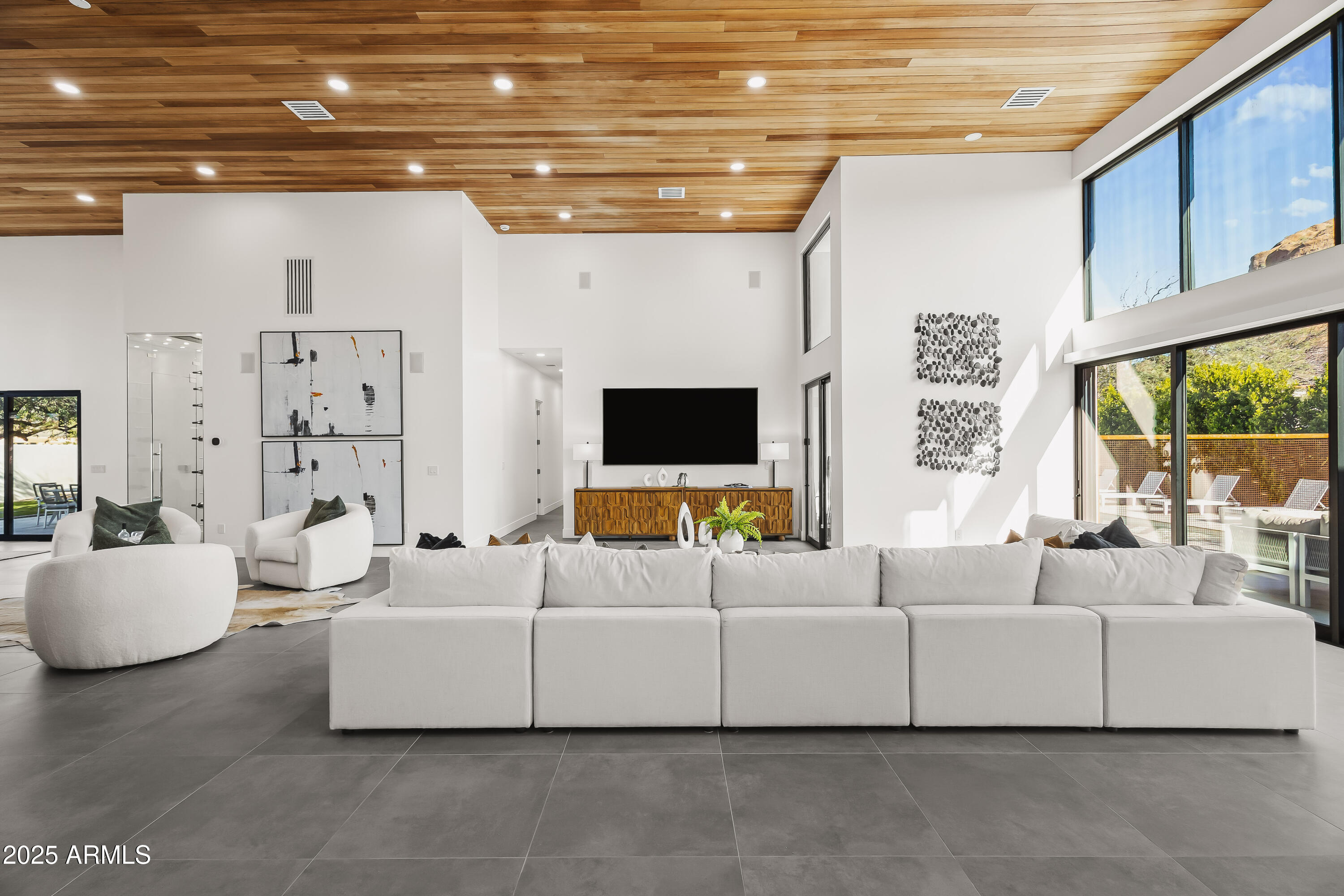 CAMELBACK SIERRA - Residential