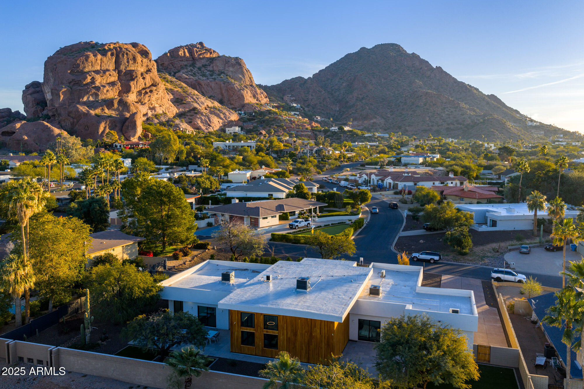 CAMELBACK SIERRA - Residential