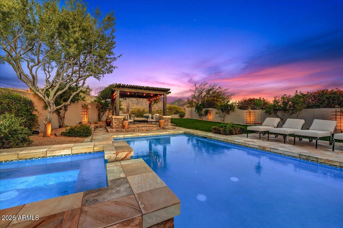 DC RANCH - Residential