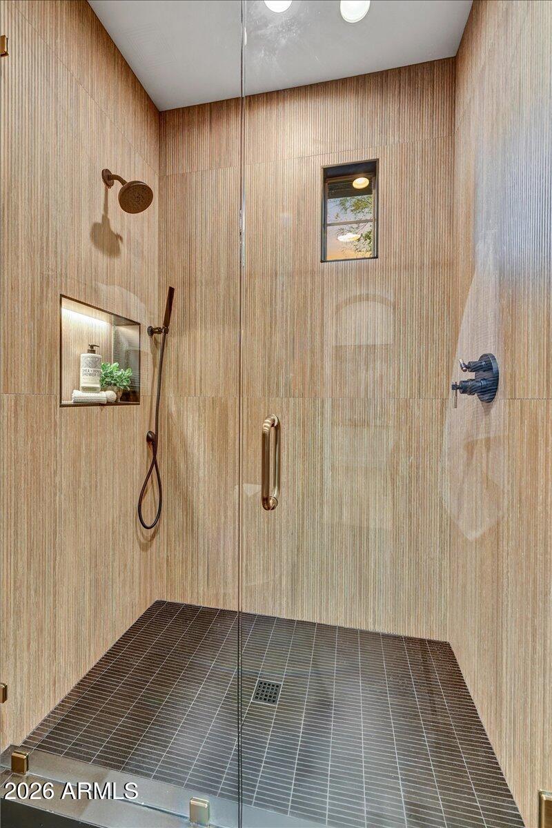 DC RANCH - Residential