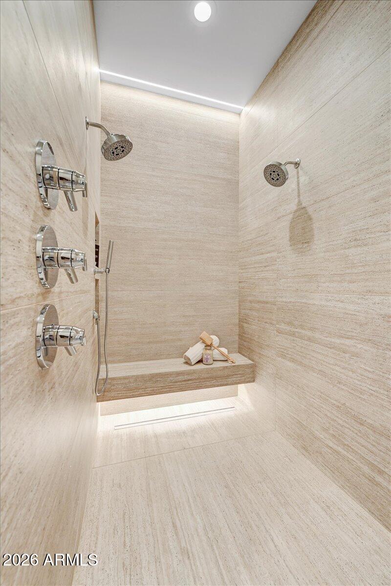 DC RANCH - Residential