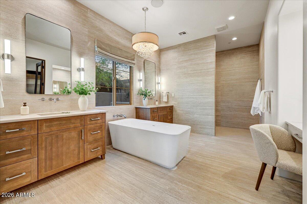 DC RANCH - Residential