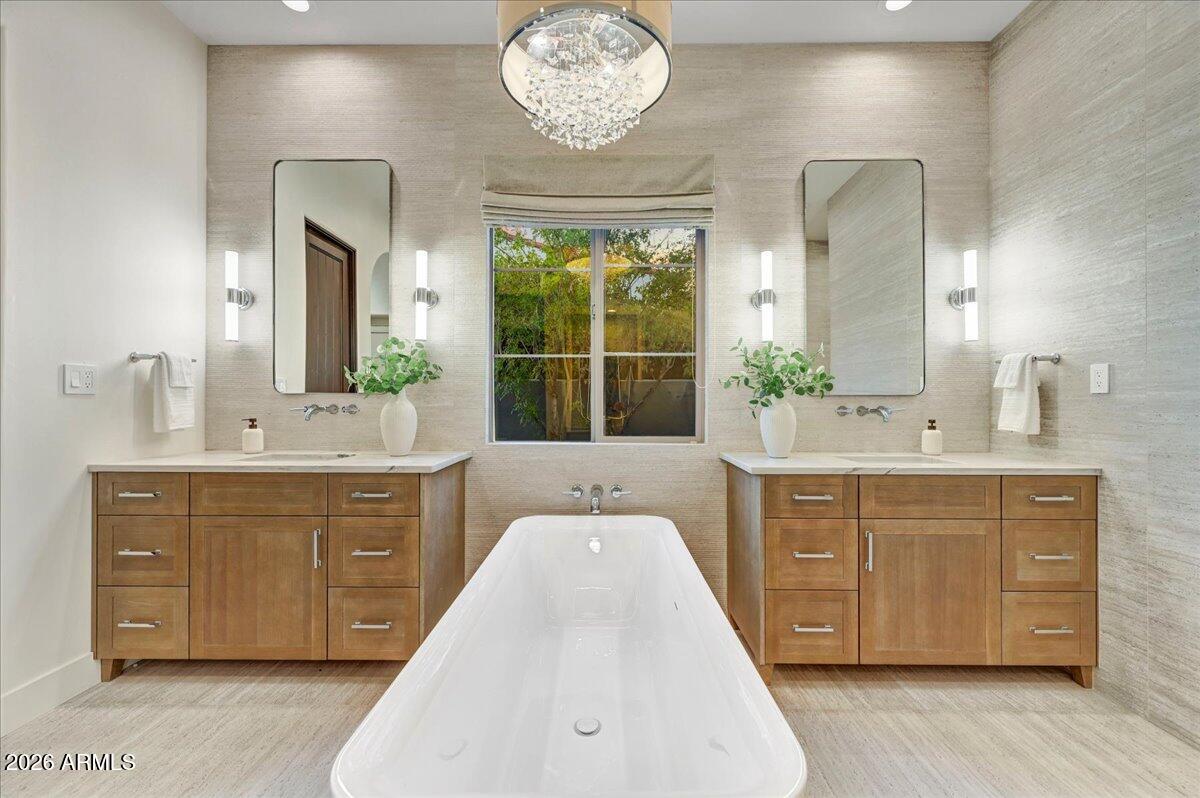 DC RANCH - Residential