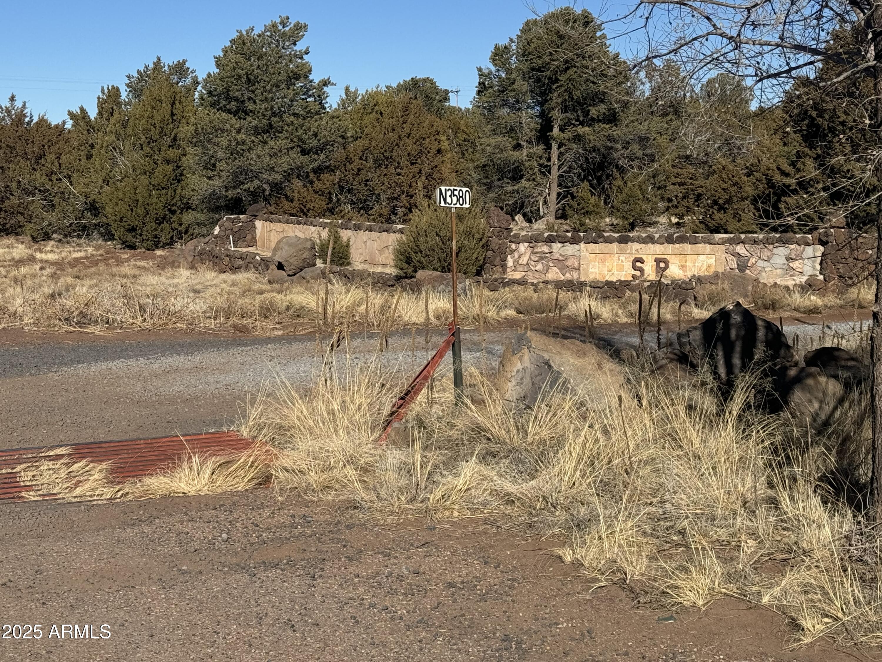 SKYLINE RANCH - Land