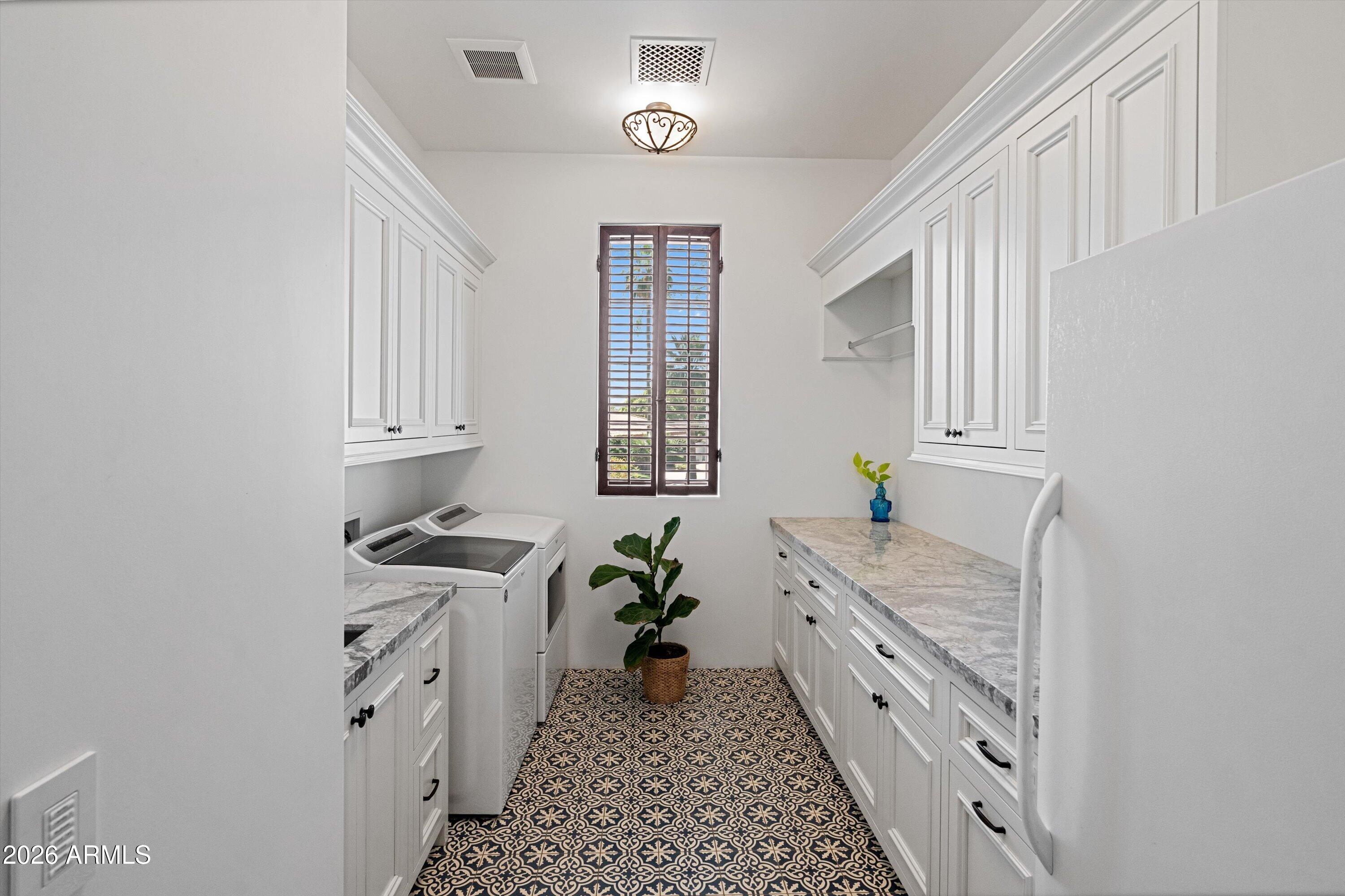 ARCADIA ESTATES - Residential