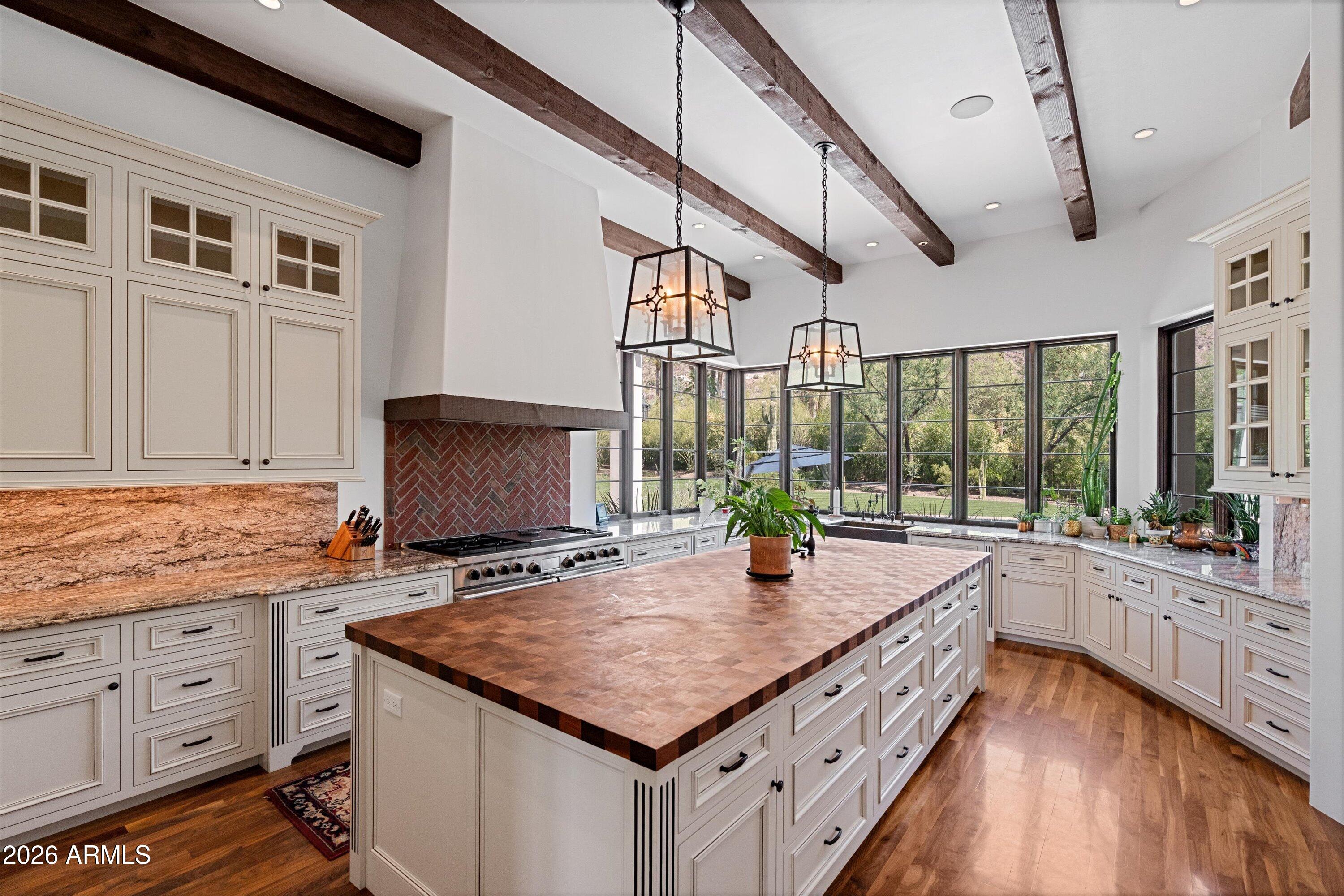 ARCADIA ESTATES - Residential