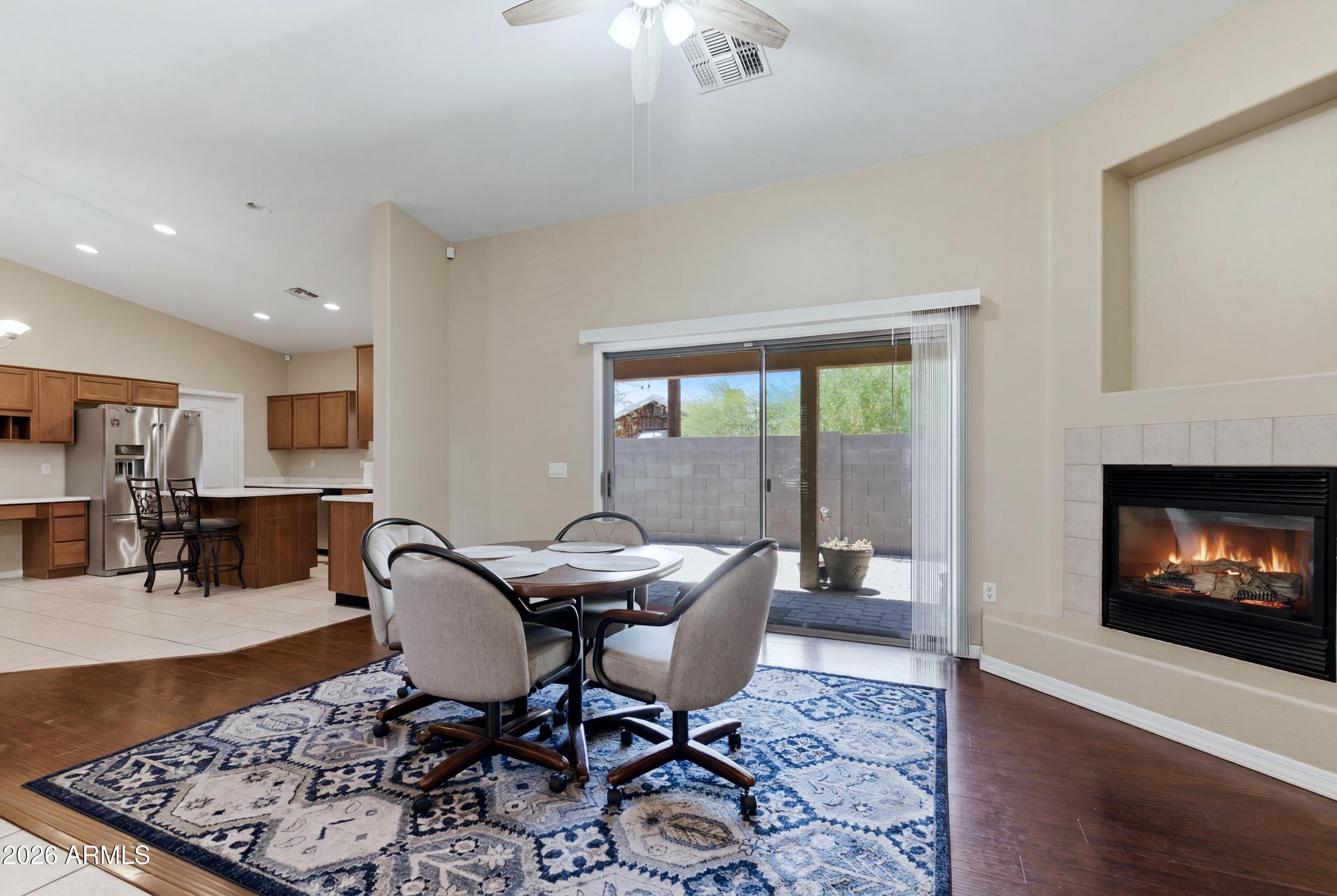 DESERT WINDS ESTATES - Residential