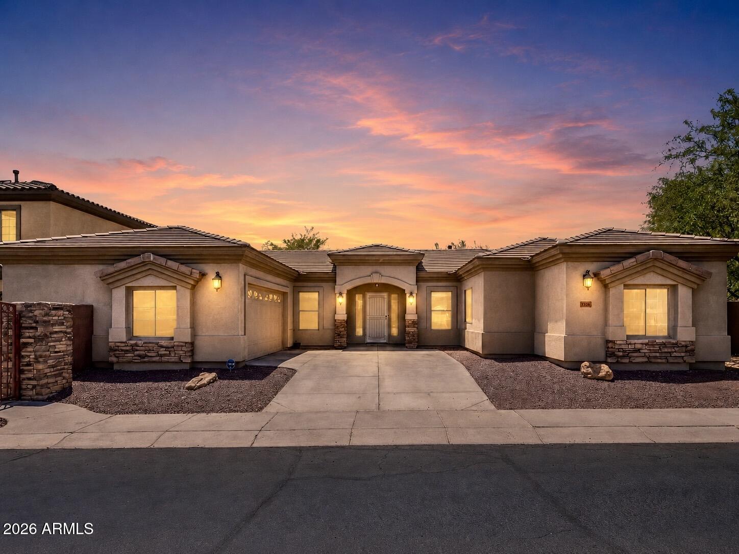 DESERT WINDS ESTATES - Residential