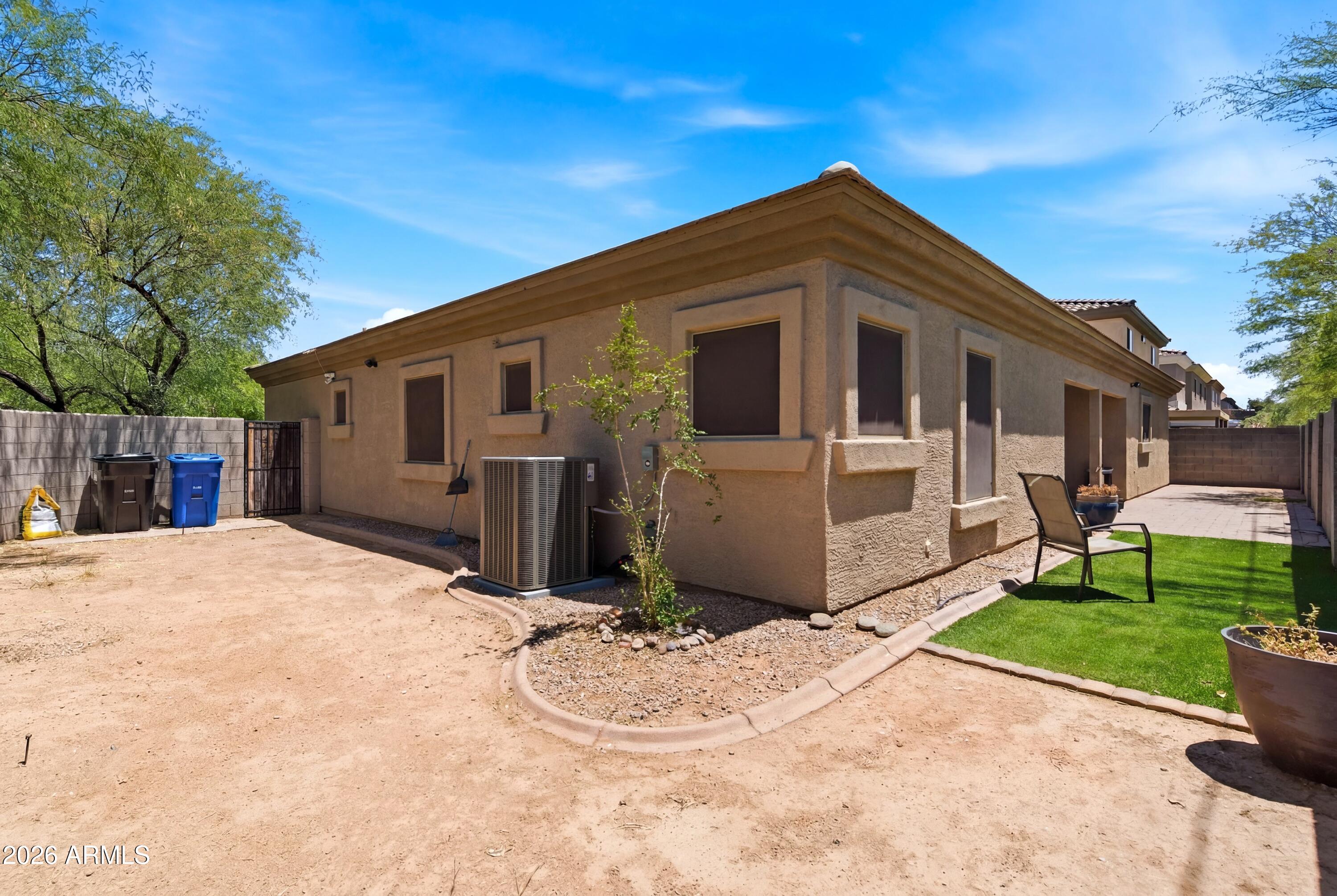 DESERT WINDS ESTATES - Residential