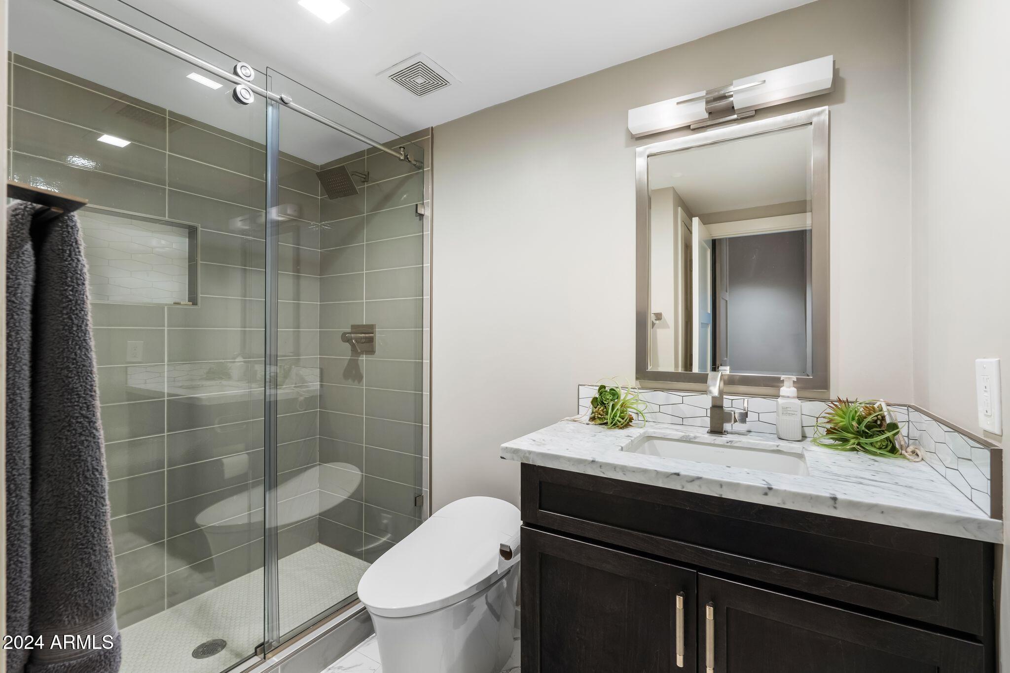 CRYSTAL POINT ESTATES AMD LOT 1-20 TR A-H - Residential