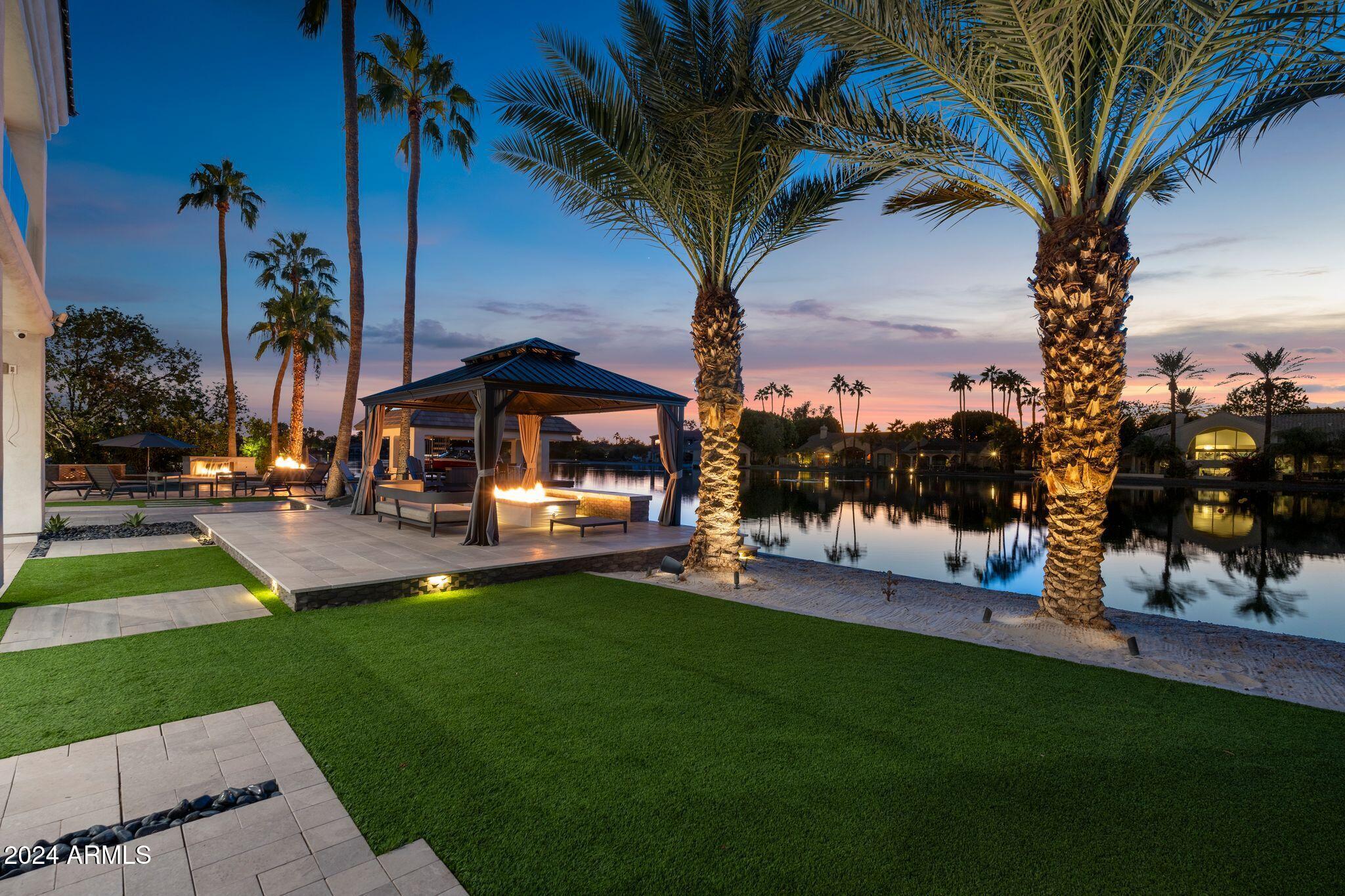 CRYSTAL POINT ESTATES AMD LOT 1-20 TR A-H - Residential
