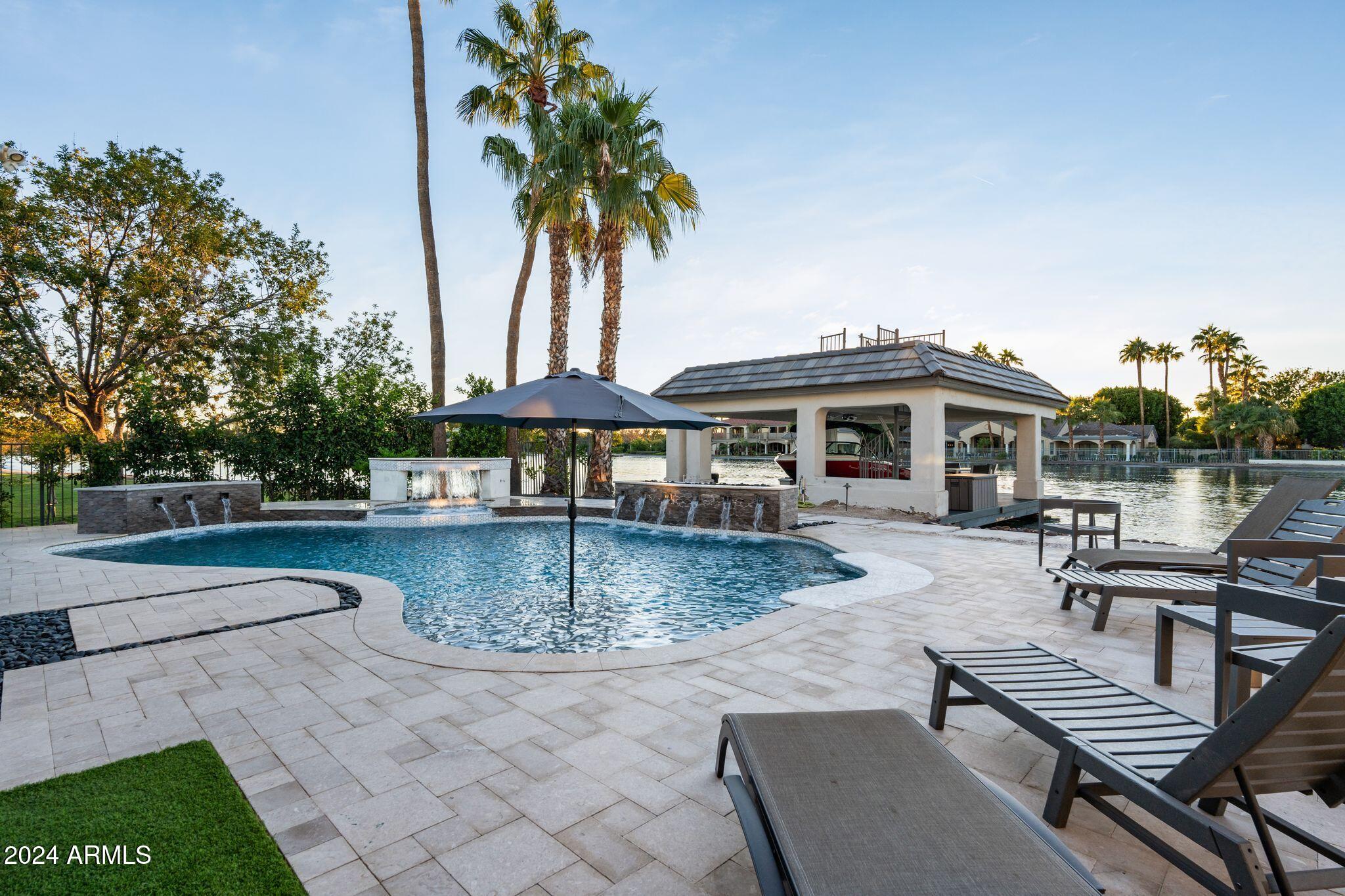 CRYSTAL POINT ESTATES AMD LOT 1-20 TR A-H - Residential