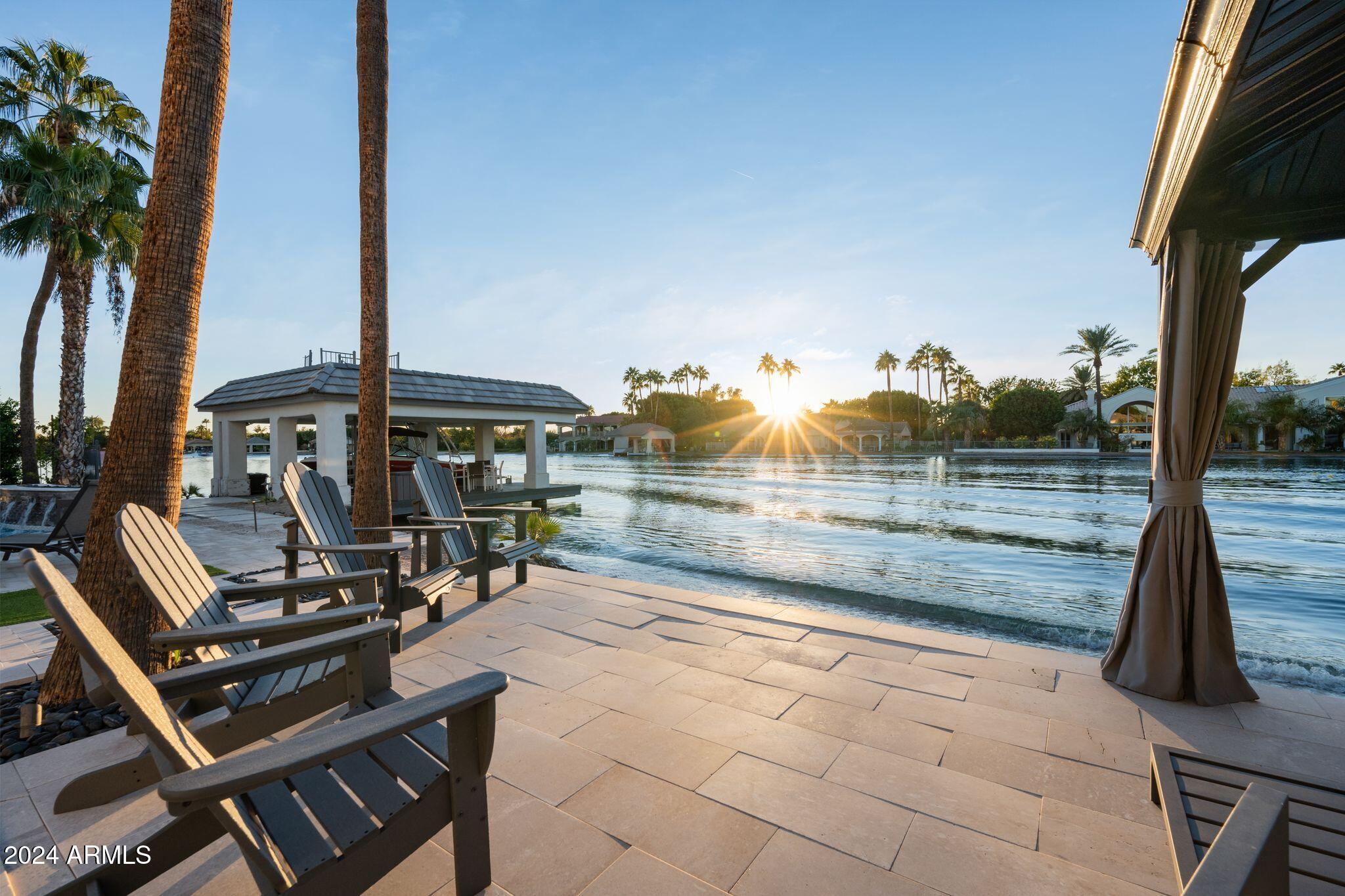 CRYSTAL POINT ESTATES AMD LOT 1-20 TR A-H - Residential