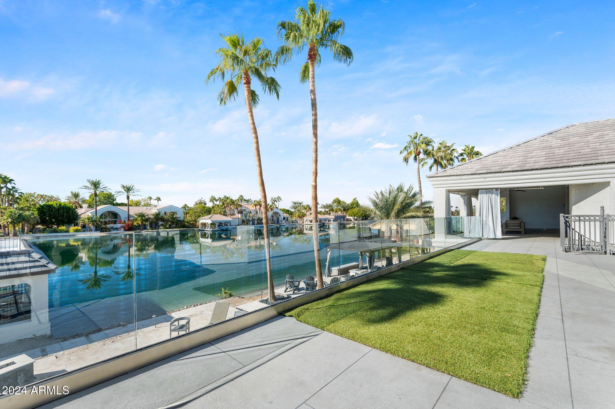 CRYSTAL POINT ESTATES AMD LOT 1-20 TR A-H - Residential