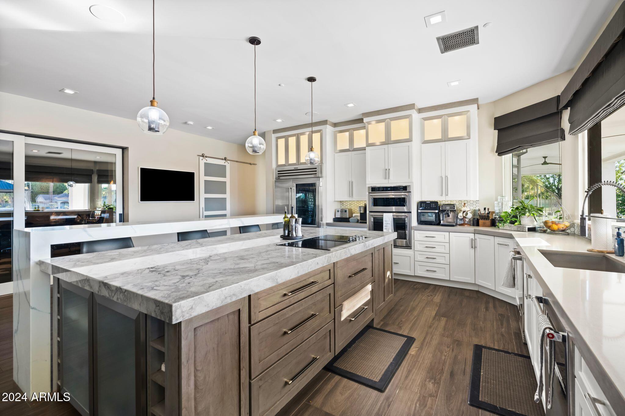 CRYSTAL POINT ESTATES AMD LOT 1-20 TR A-H - Residential