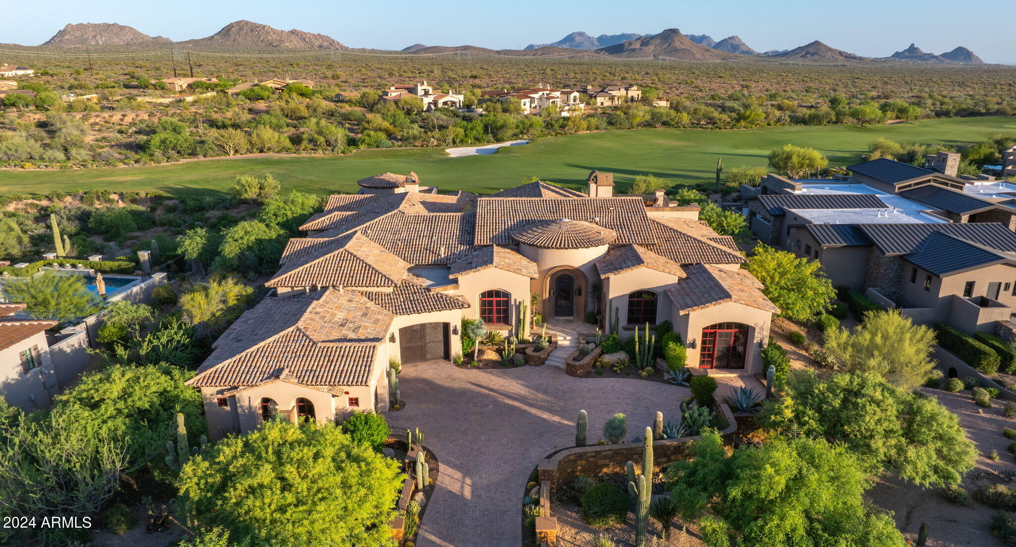 MIRABEL CLUB - Residential