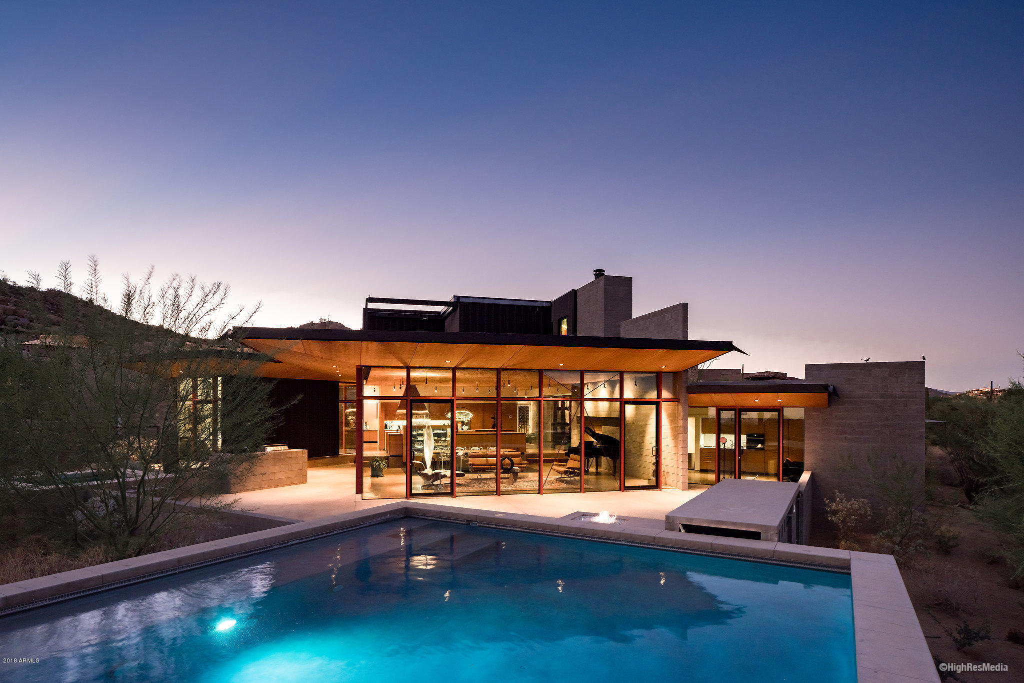 ESTANCIA - Residential