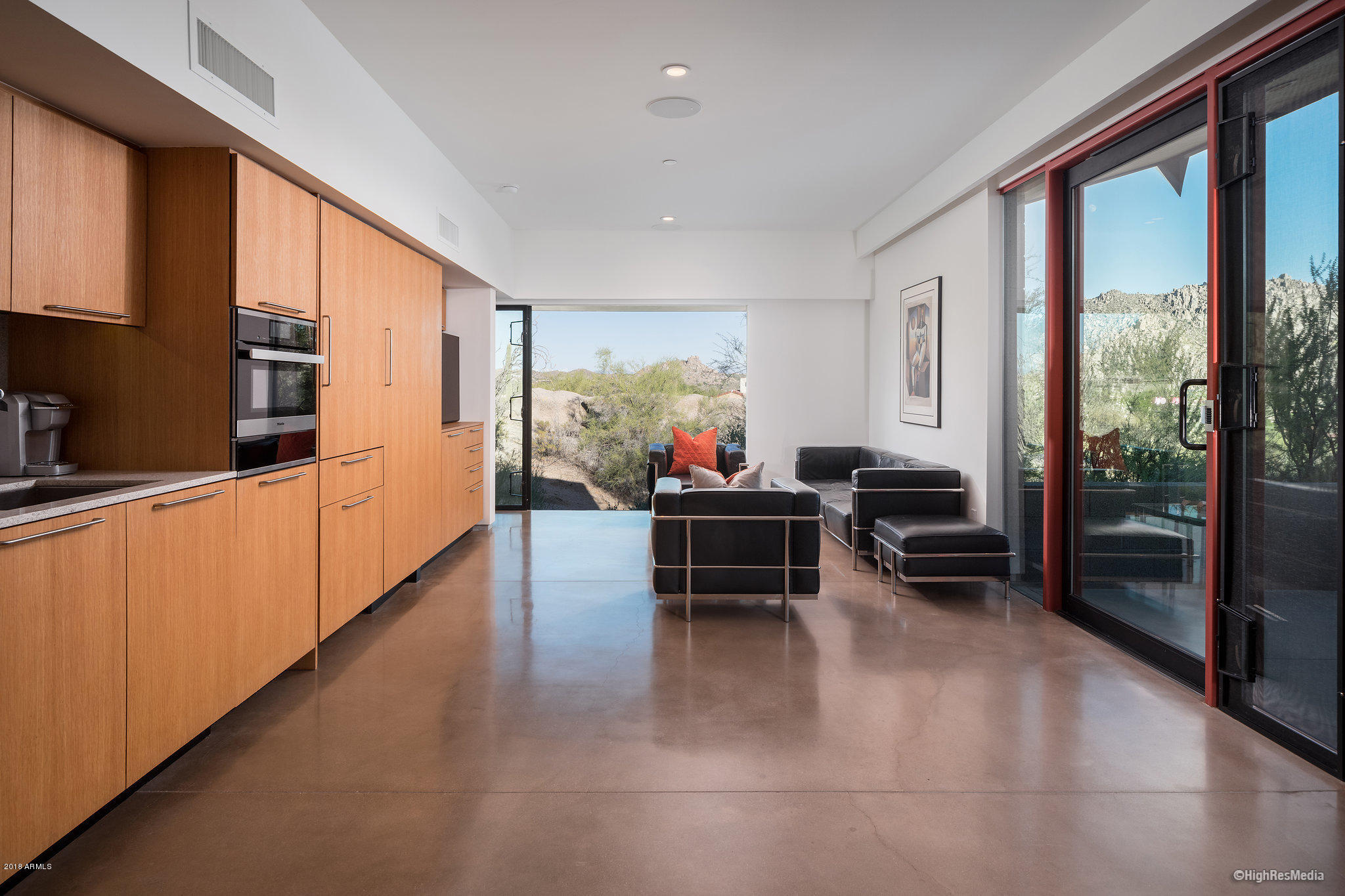 ESTANCIA - Residential