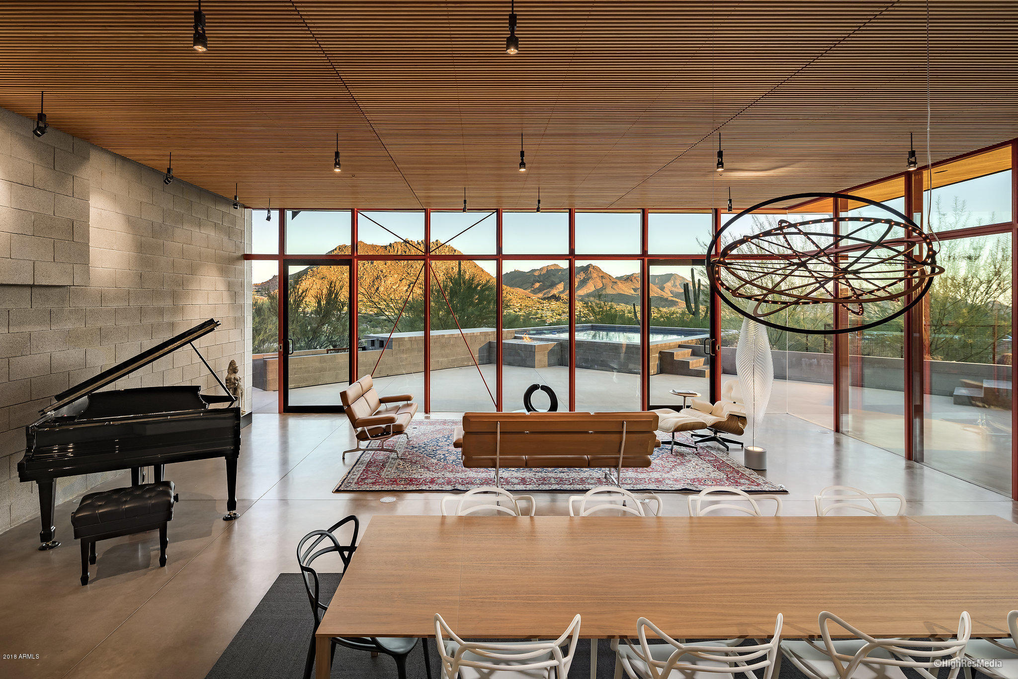 ESTANCIA - Residential