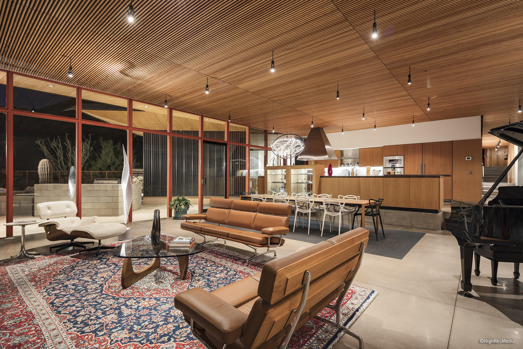 ESTANCIA - Residential