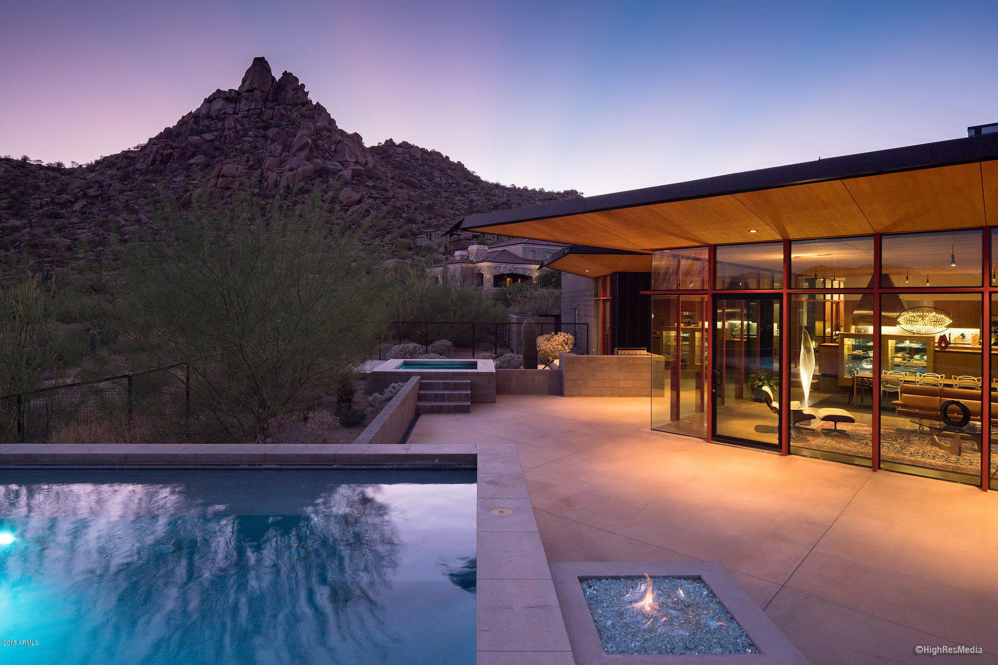 ESTANCIA - Residential