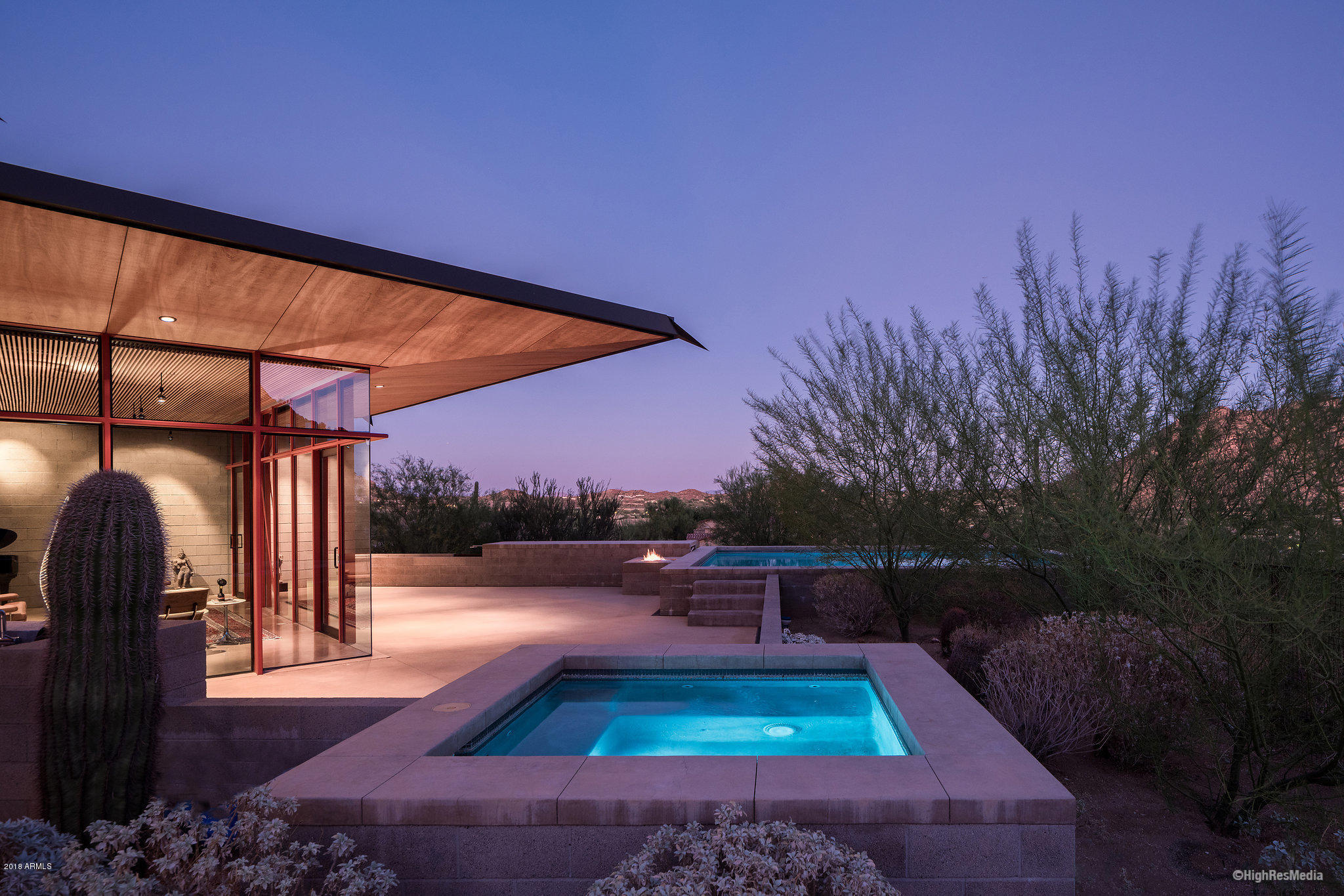 ESTANCIA - Residential