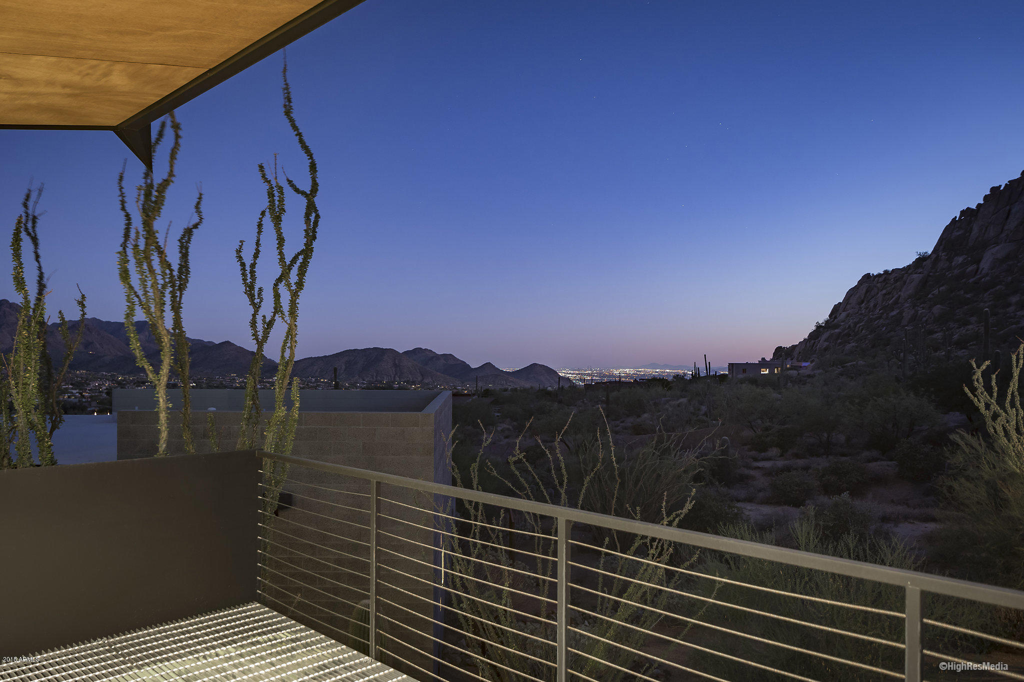 ESTANCIA - Residential