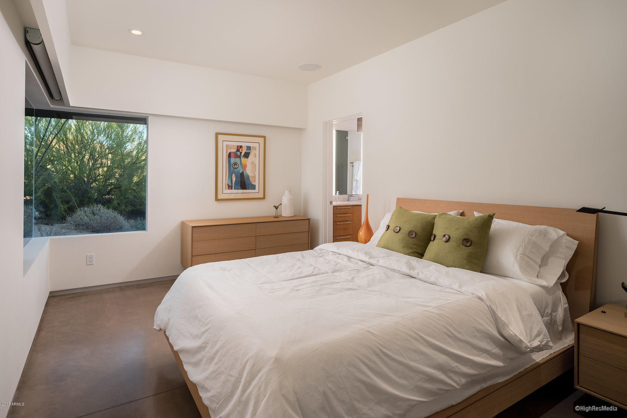 ESTANCIA - Residential