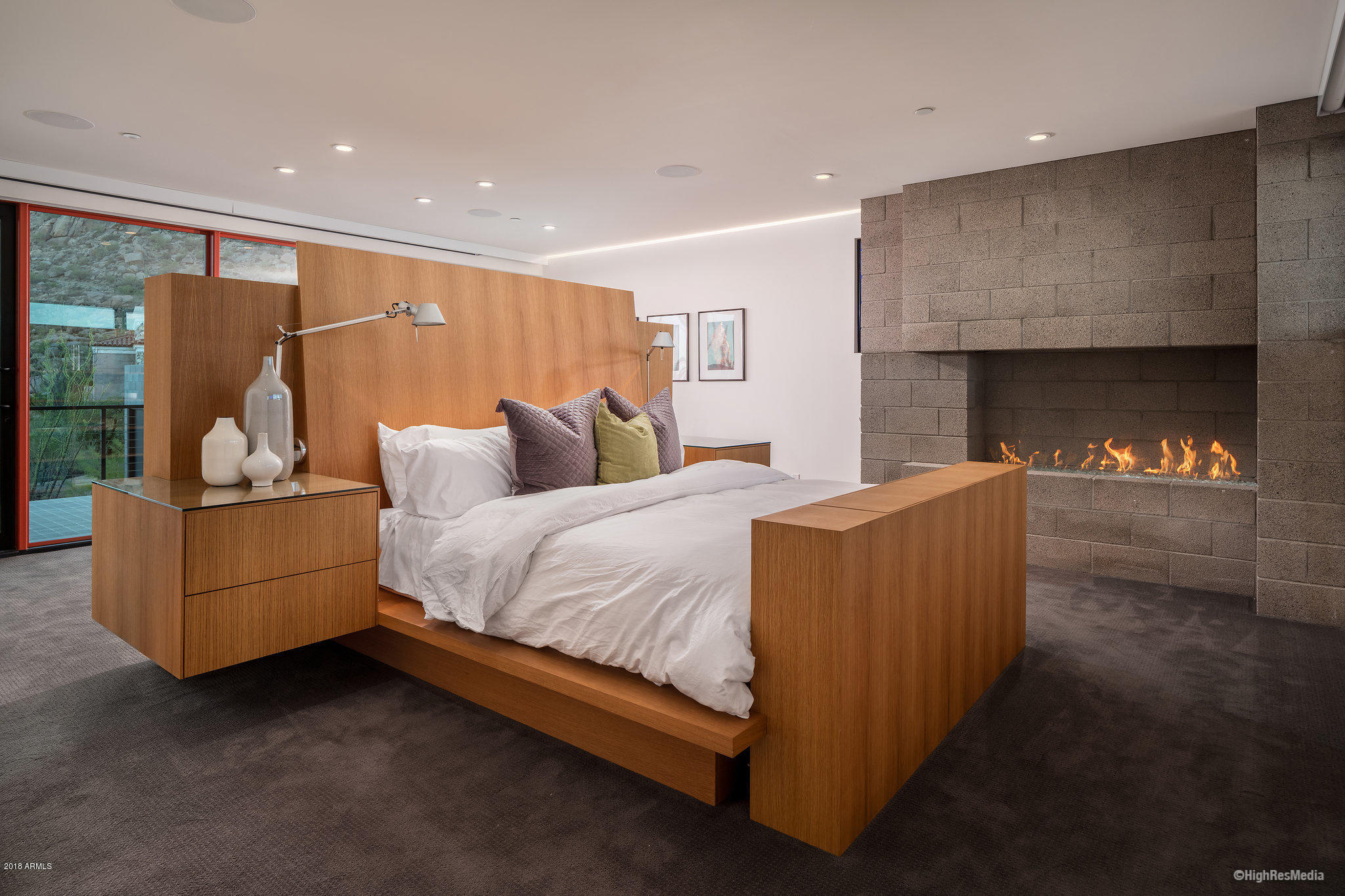 ESTANCIA - Residential
