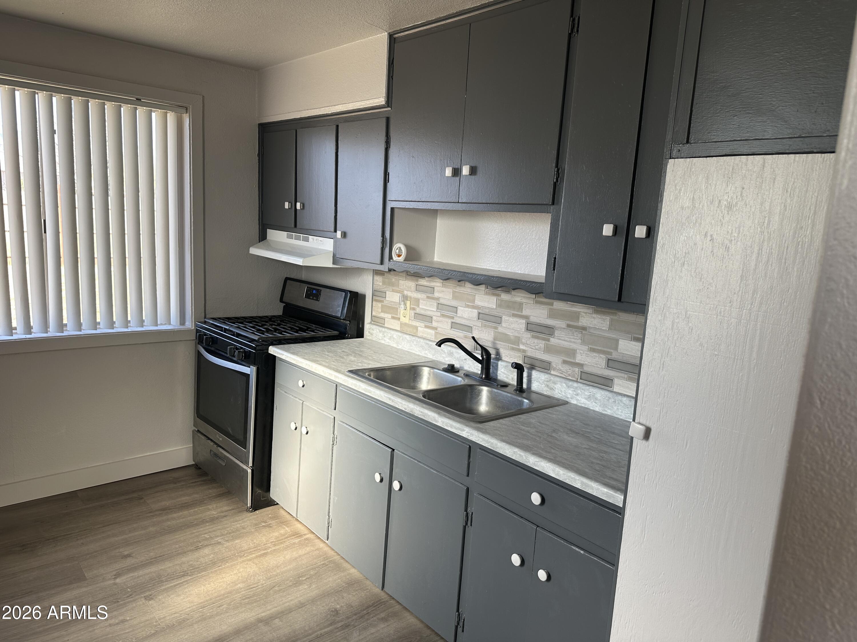 WHETSTONE VISTA - Residential Income