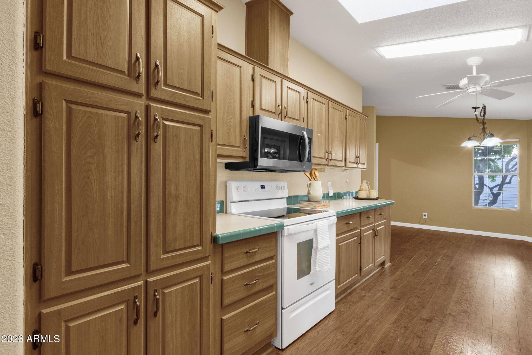 Las Palmas Grand - Residential