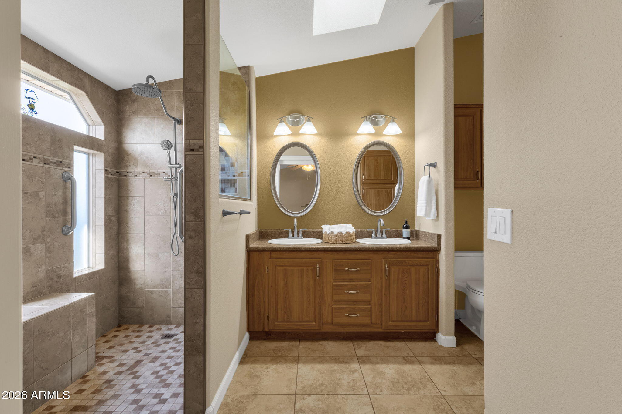 Las Palmas Grand - Residential